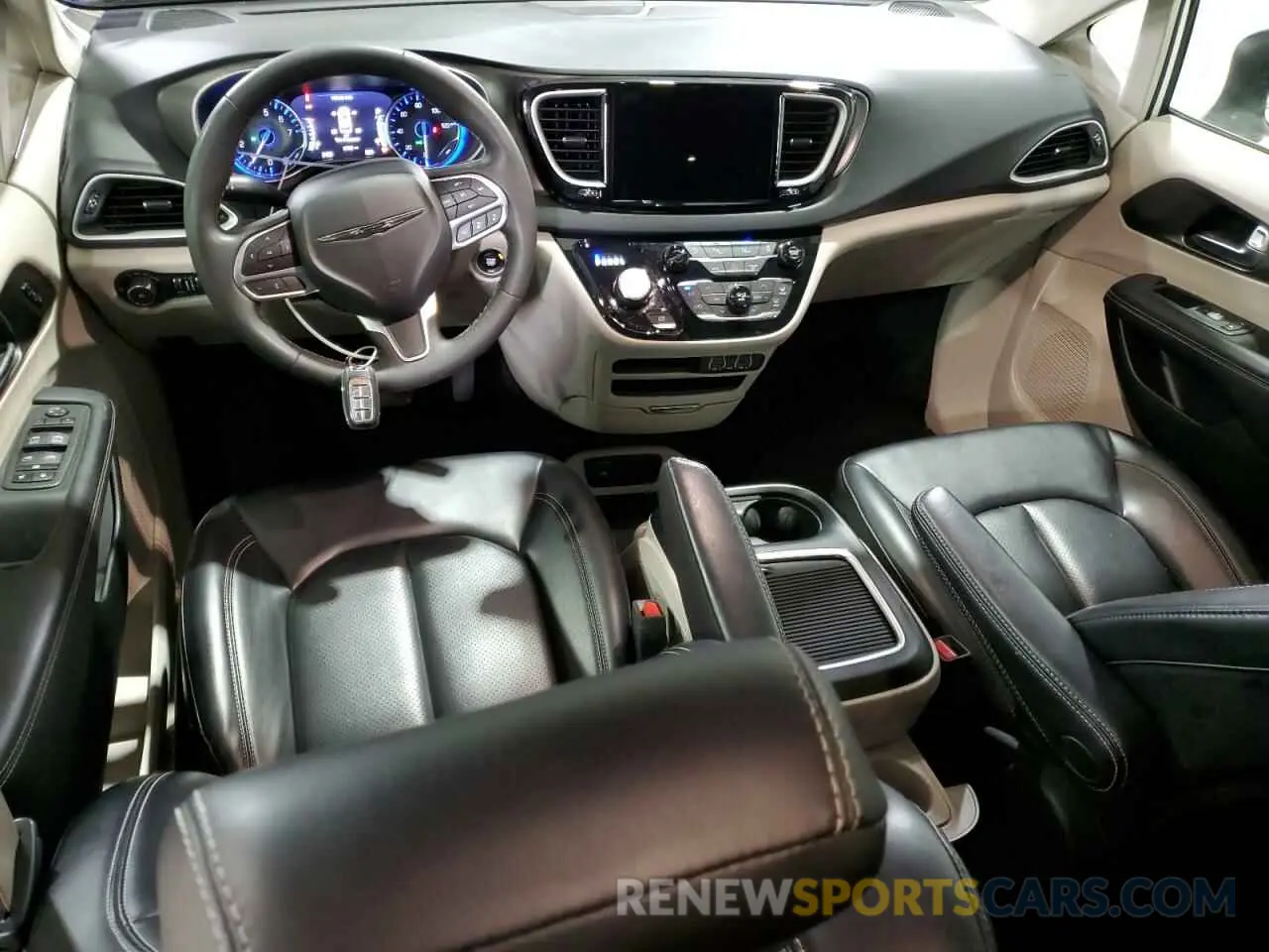 8 fotografías del automóvil dañado 2C4RC1BG2PR550573 CHRYSLER PACIFICA 2023