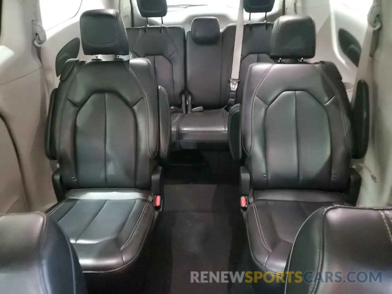 10 fotografías del automóvil dañado 2C4RC1BG2PR601229 CHRYSLER PACIFICA 2023