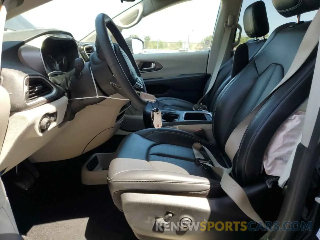 7 fotografías del automóvil dañado 2C4RC1BG2PR605667 CHRYSLER PACIFICA 2023