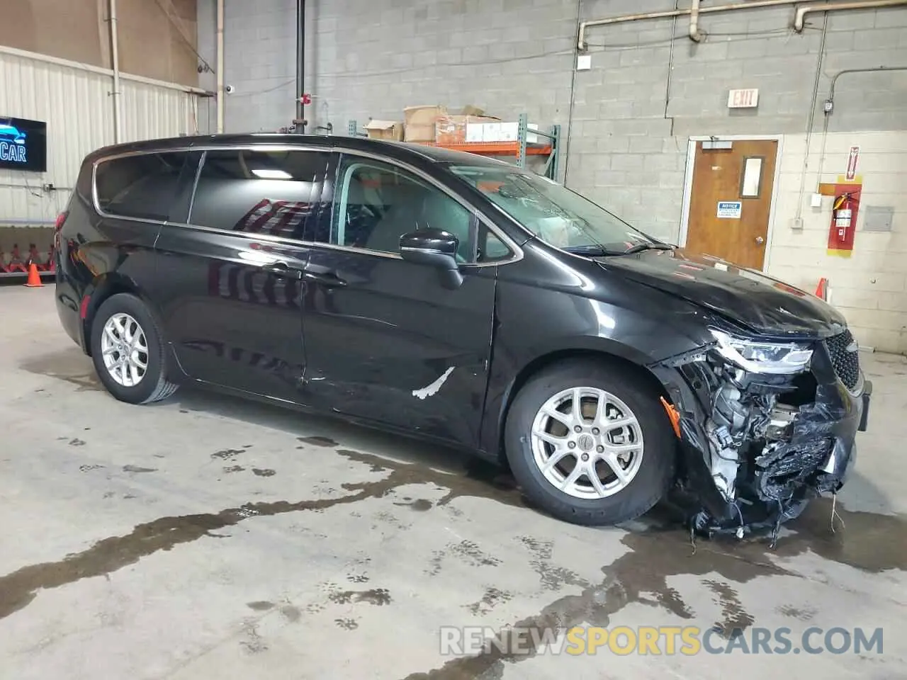 4 fotografías del automóvil dañado 2C4RC1BG3PR627824 CHRYSLER PACIFICA 2023