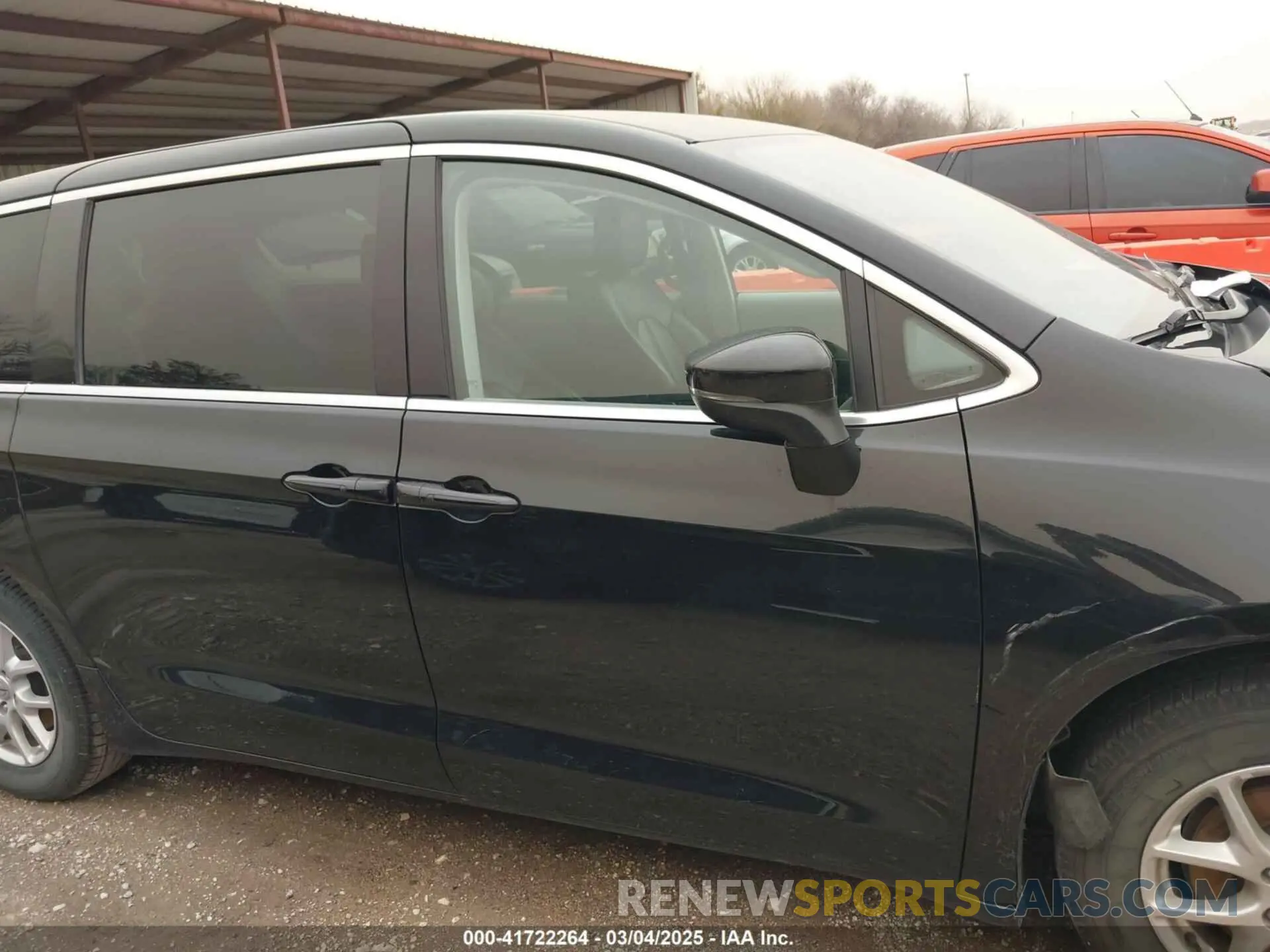 13 fotografías del automóvil dañado 2C4RC1BG4PR532382 CHRYSLER PACIFICA 2023