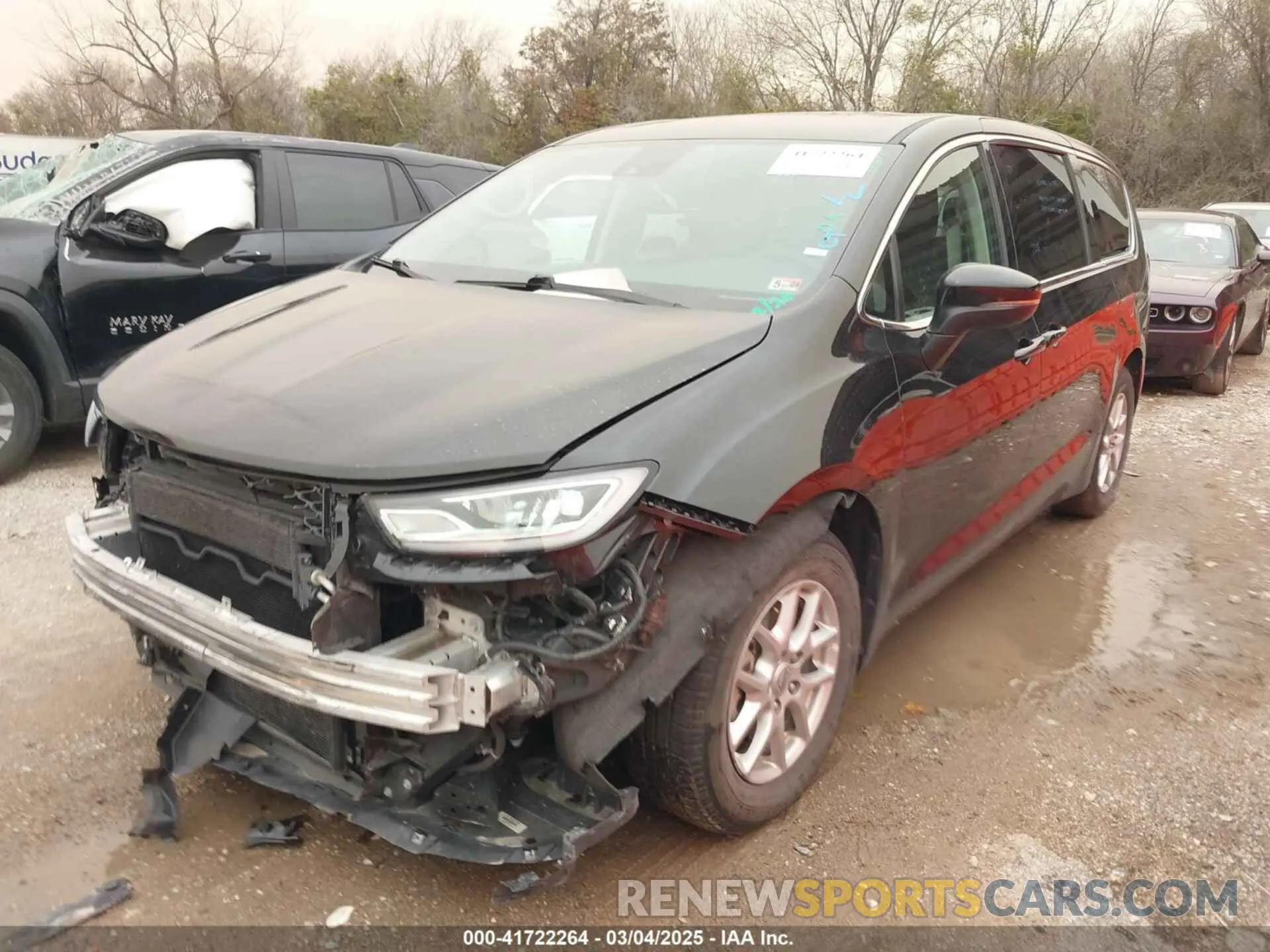 2 fotografías del automóvil dañado 2C4RC1BG4PR532382 CHRYSLER PACIFICA 2023
