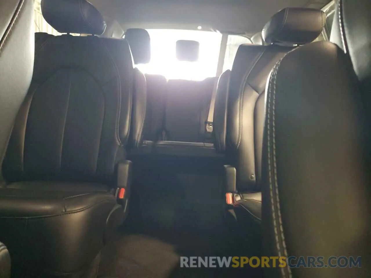 10 fotografías del automóvil dañado 2C4RC1BG4PR566581 CHRYSLER PACIFICA 2023