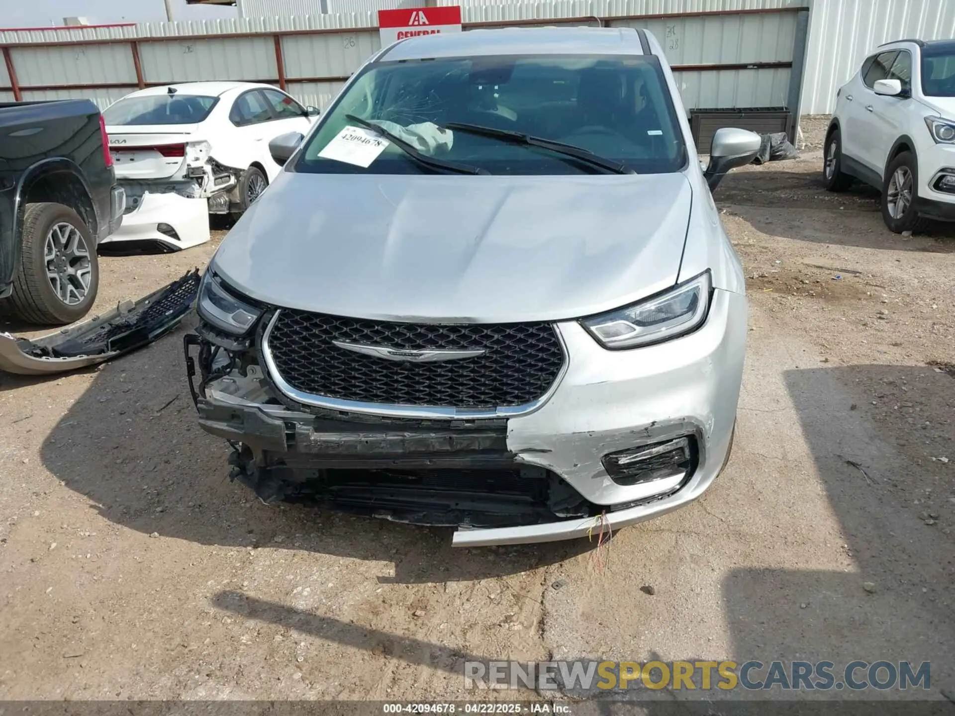 13 fotografías del automóvil dañado 2C4RC1BG4PR594204 CHRYSLER PACIFICA 2023