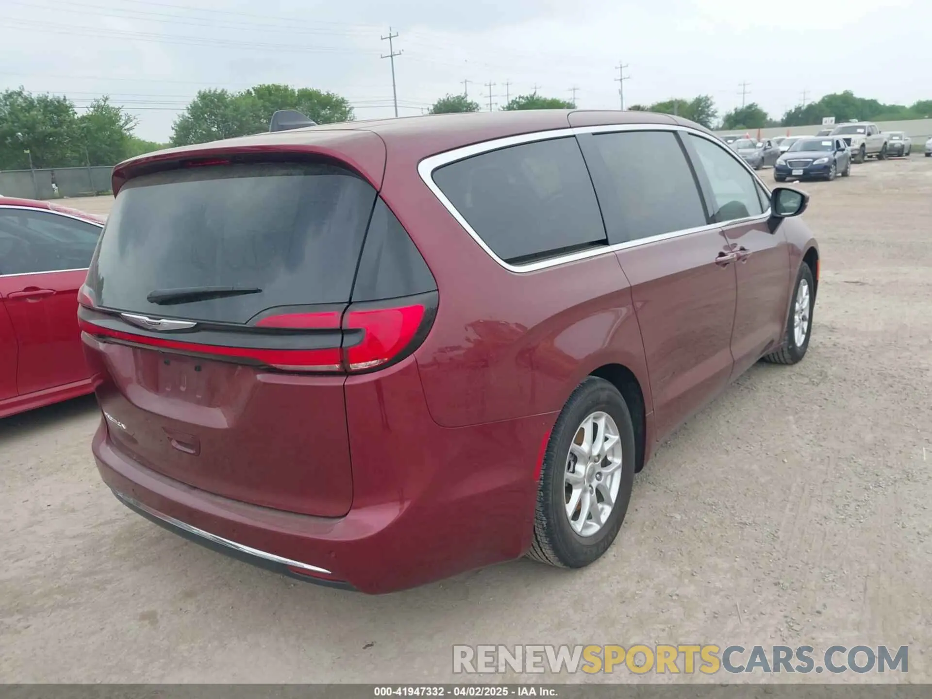 4 fotografías del automóvil dañado 2C4RC1BG5PR594132 CHRYSLER PACIFICA 2023