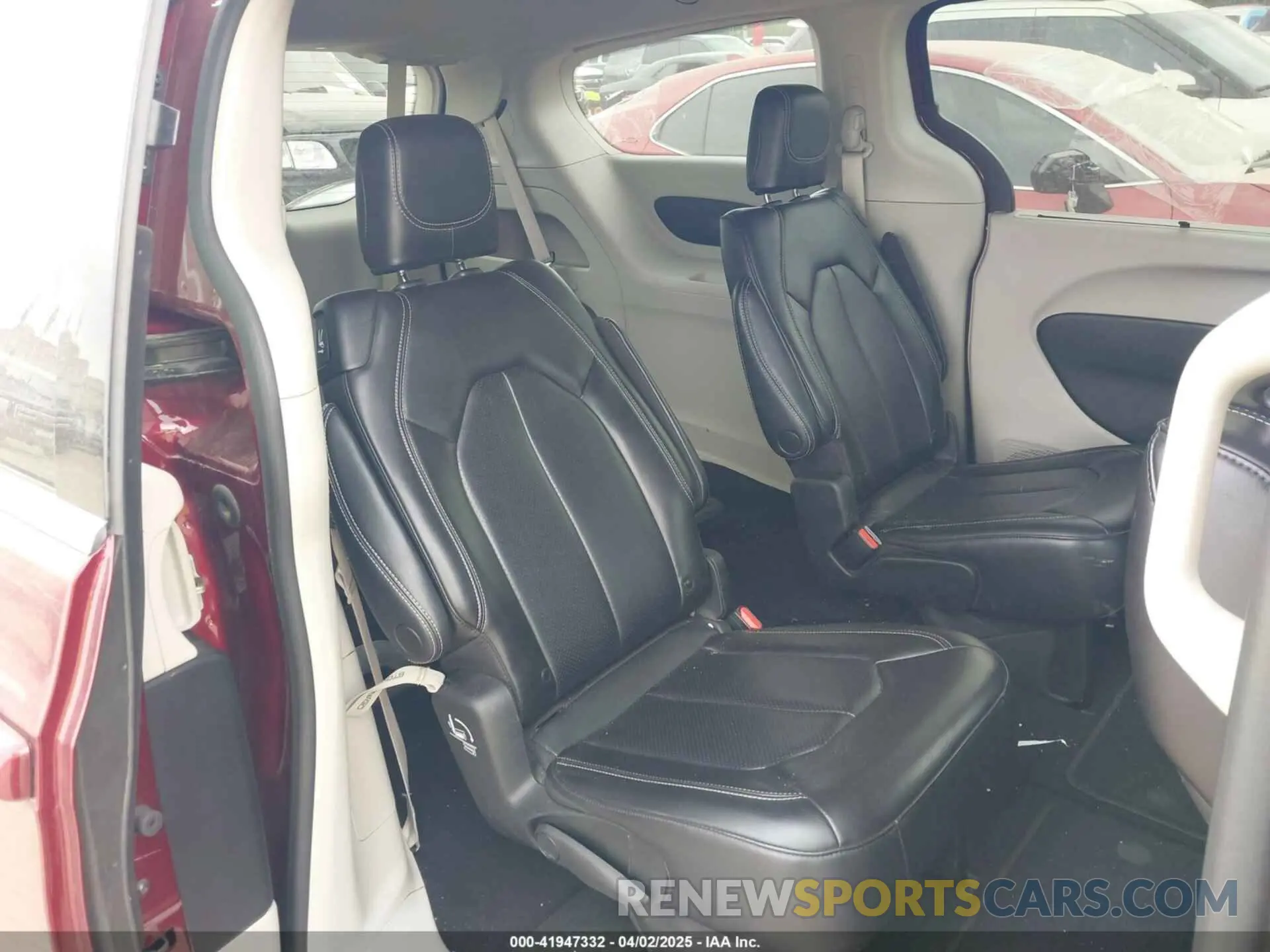 8 fotografías del automóvil dañado 2C4RC1BG5PR594132 CHRYSLER PACIFICA 2023
