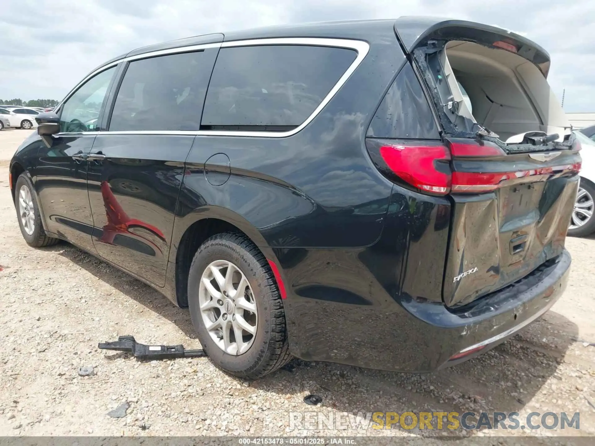 3 fotografías del automóvil dañado 2C4RC1BG5PR601676 CHRYSLER PACIFICA 2023