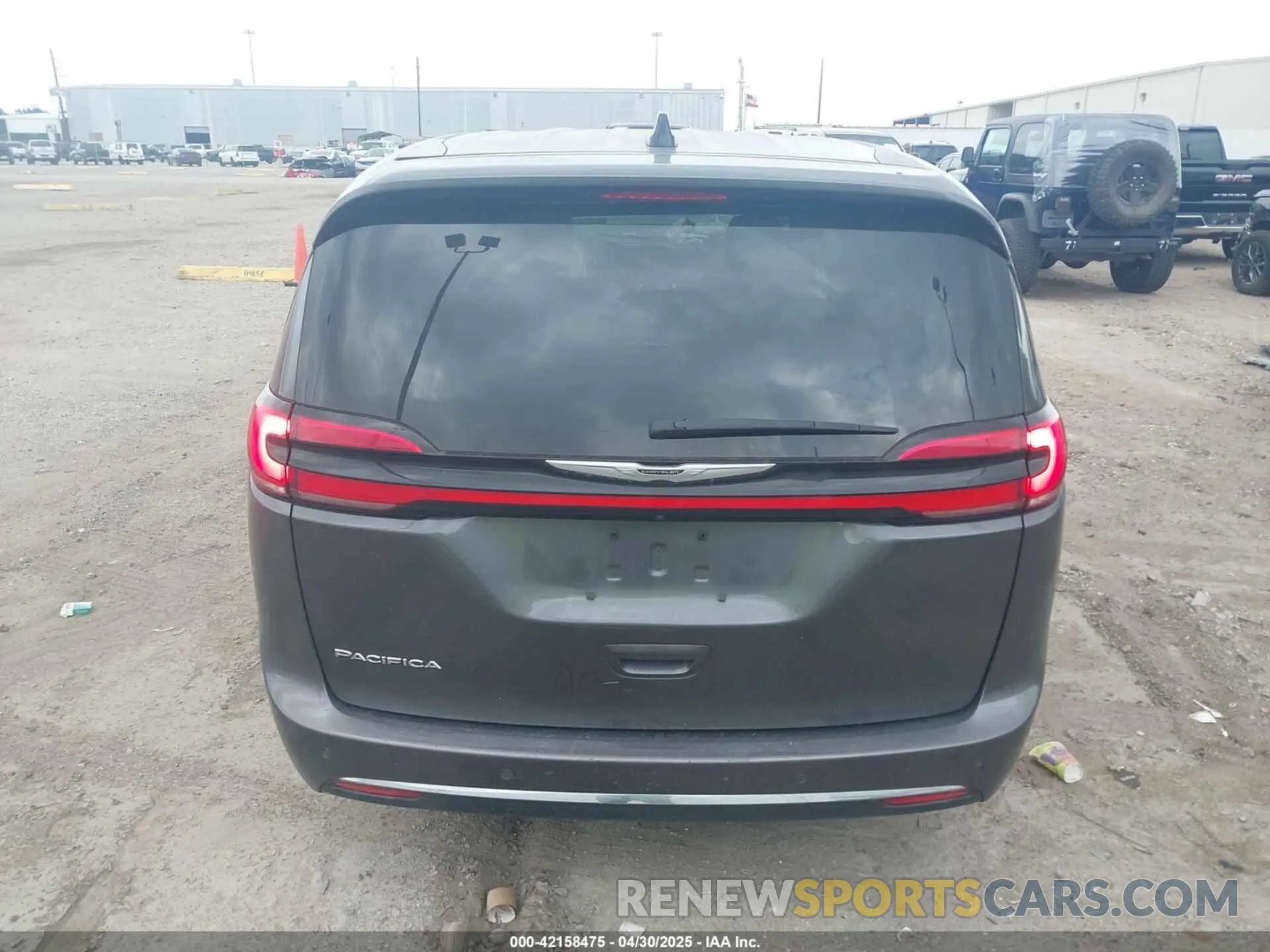 15 fotografías del automóvil dañado 2C4RC1BG5PR602455 CHRYSLER PACIFICA 2023