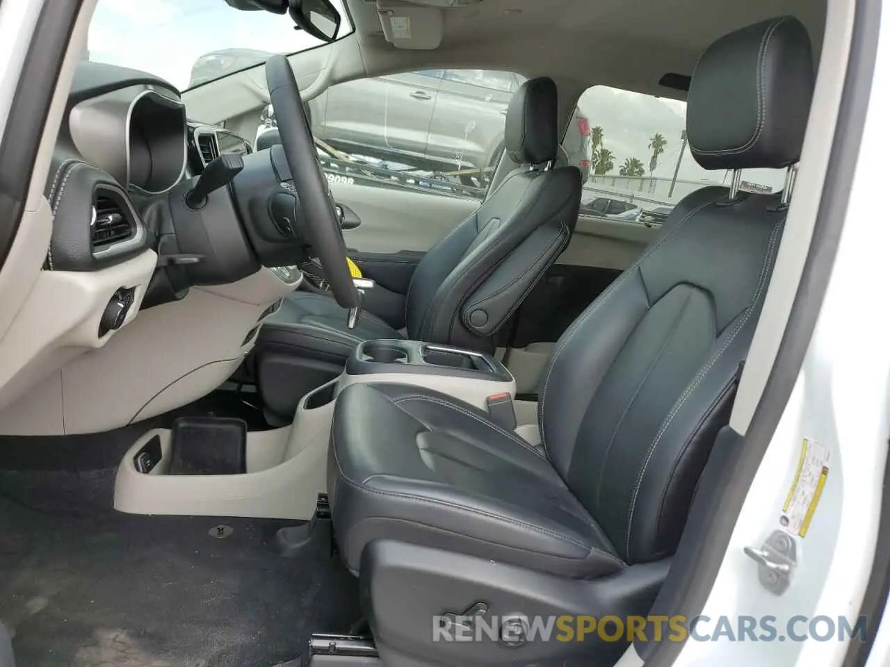 7 fotografías del automóvil dañado 2C4RC1BG6PR505247 CHRYSLER PACIFICA 2023