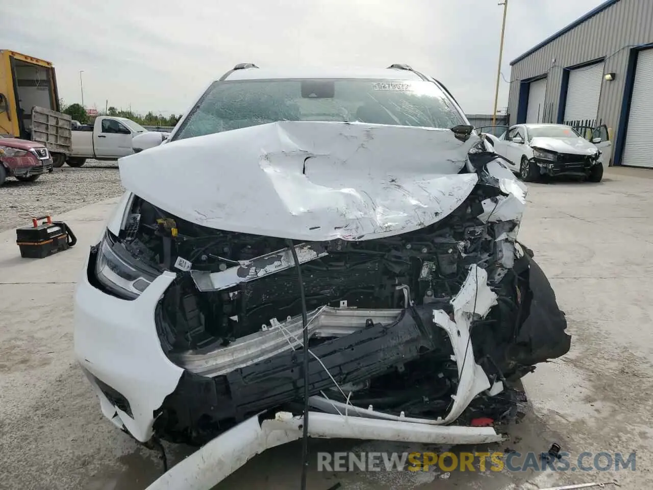 5 fotografías del automóvil dañado 2C4RC1BG6PR509055 CHRYSLER PACIFICA 2023