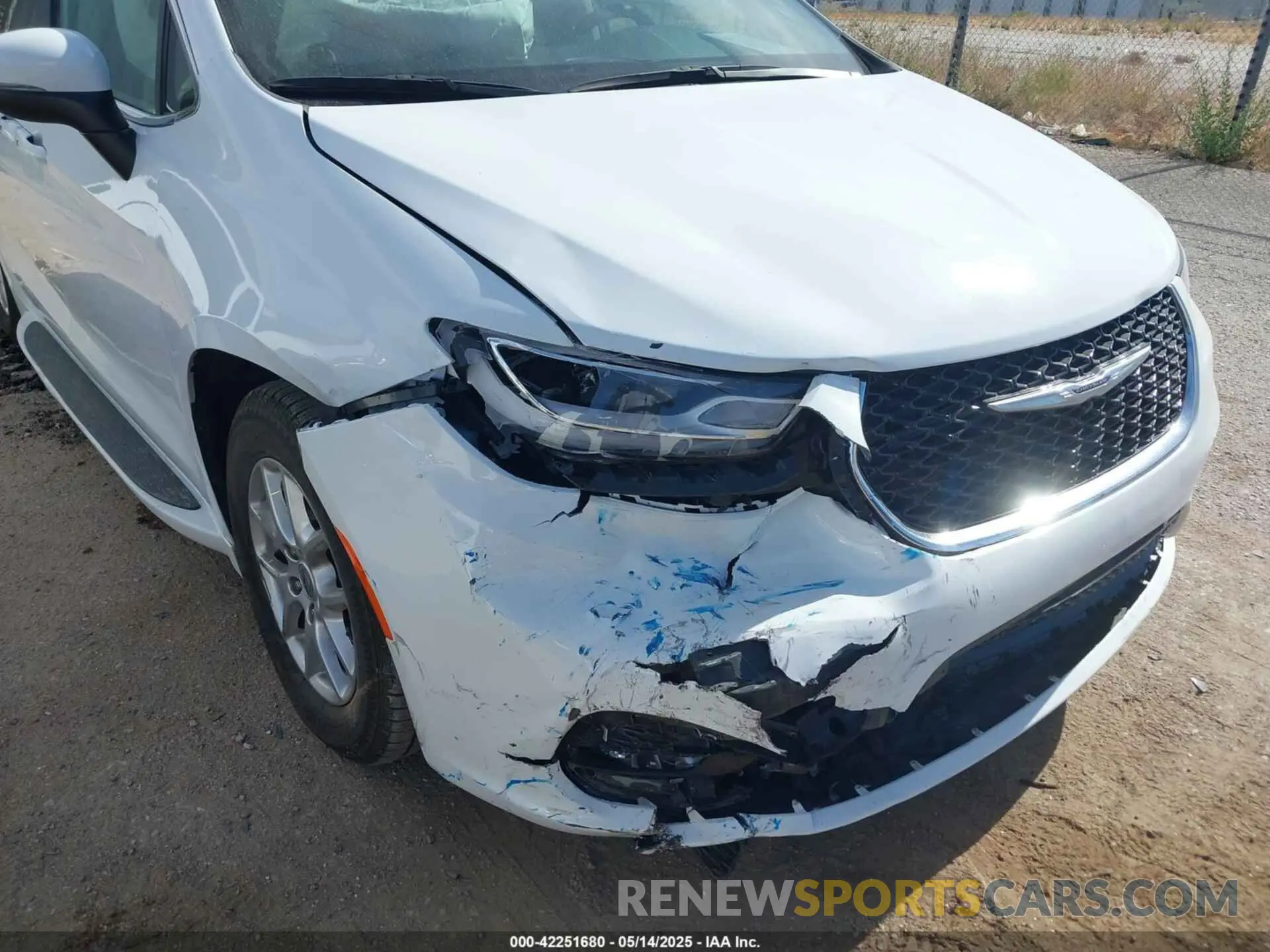 6 fotografías del automóvil dañado 2C4RC1BG6PR531640 CHRYSLER PACIFICA 2023