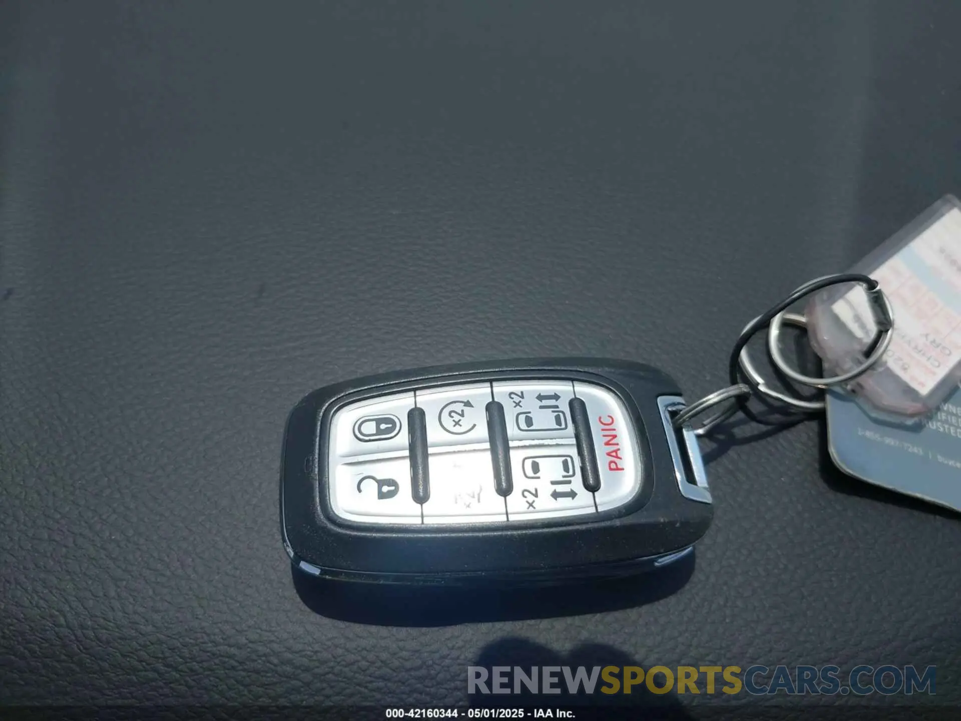 11 fotografías del automóvil dañado 2C4RC1BG6PR546509 CHRYSLER PACIFICA 2023