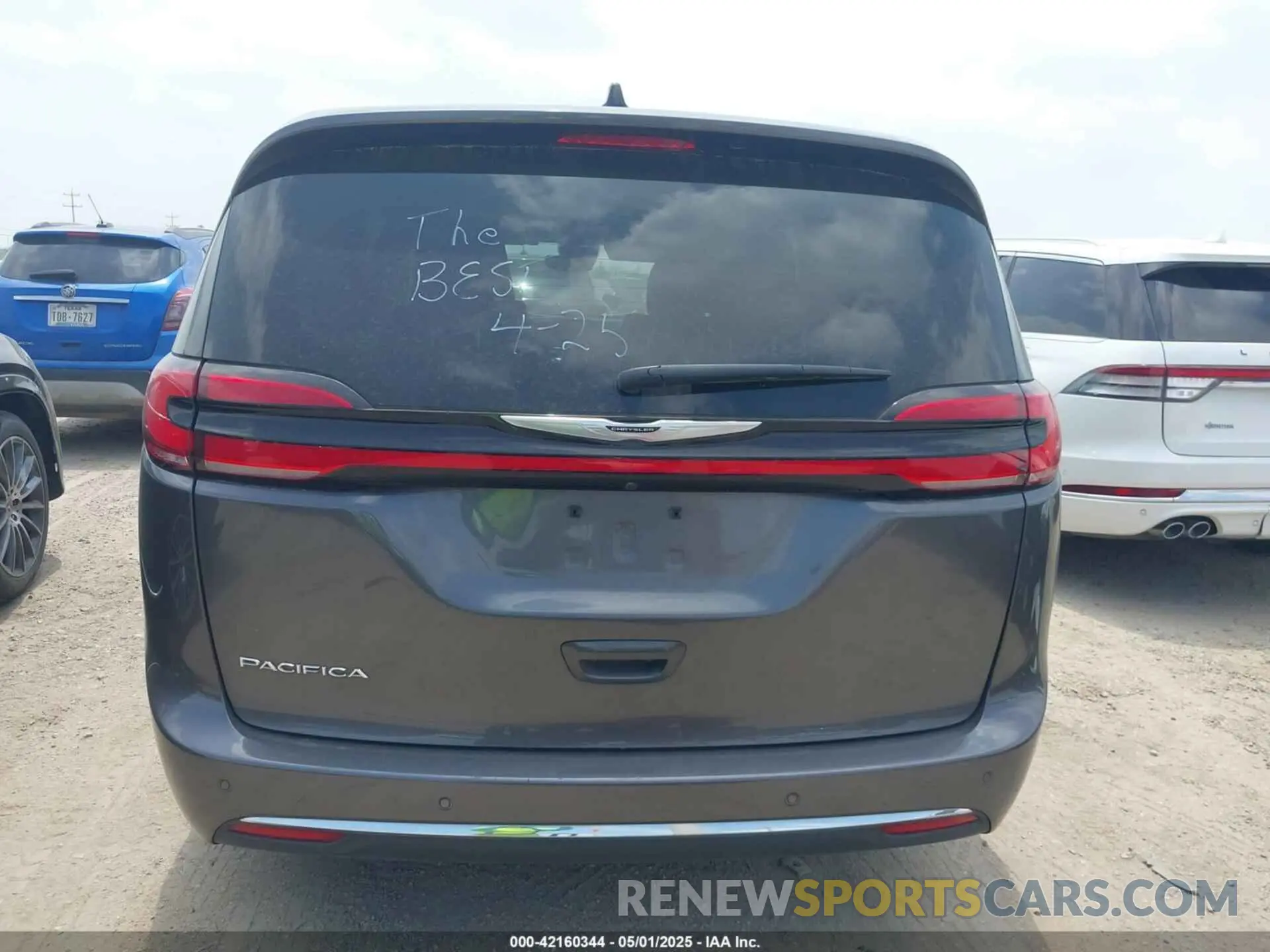 16 fotografías del automóvil dañado 2C4RC1BG6PR546509 CHRYSLER PACIFICA 2023
