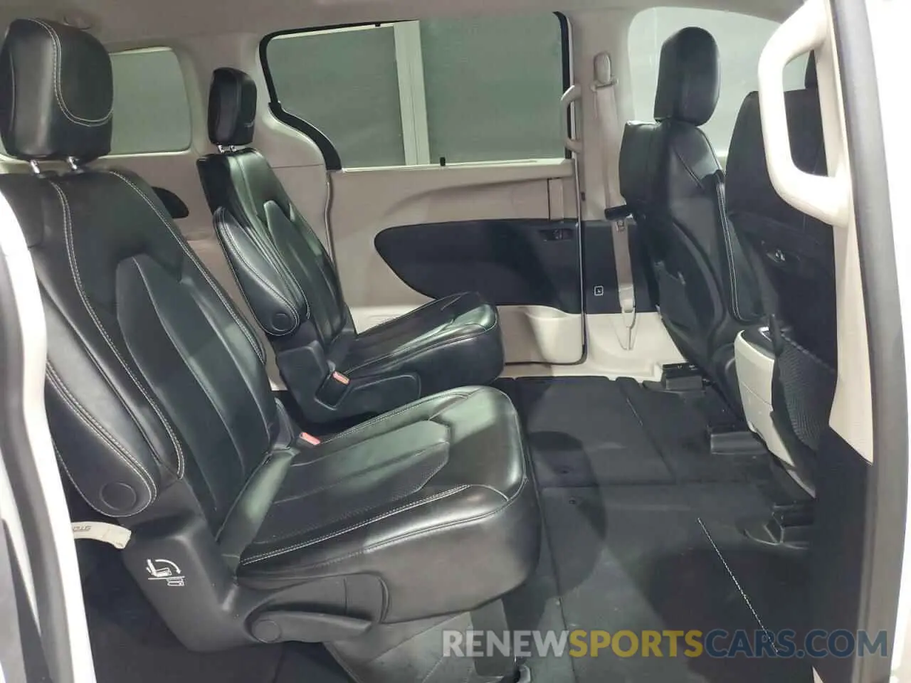 11 fotografías del automóvil dañado 2C4RC1BG6PR550608 CHRYSLER PACIFICA 2023