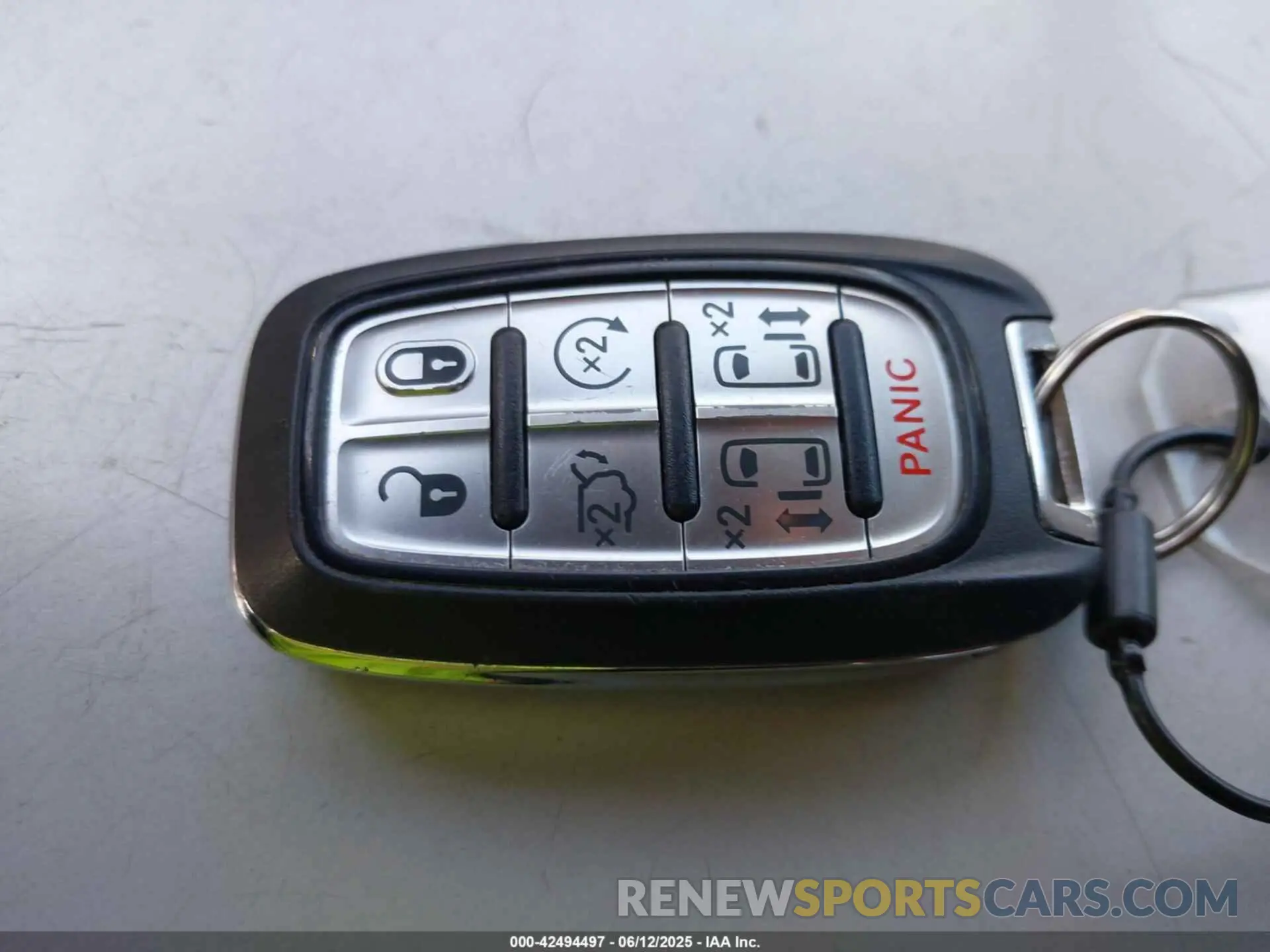 11 fotografías del automóvil dañado 2C4RC1BG6PR627199 CHRYSLER PACIFICA 2023