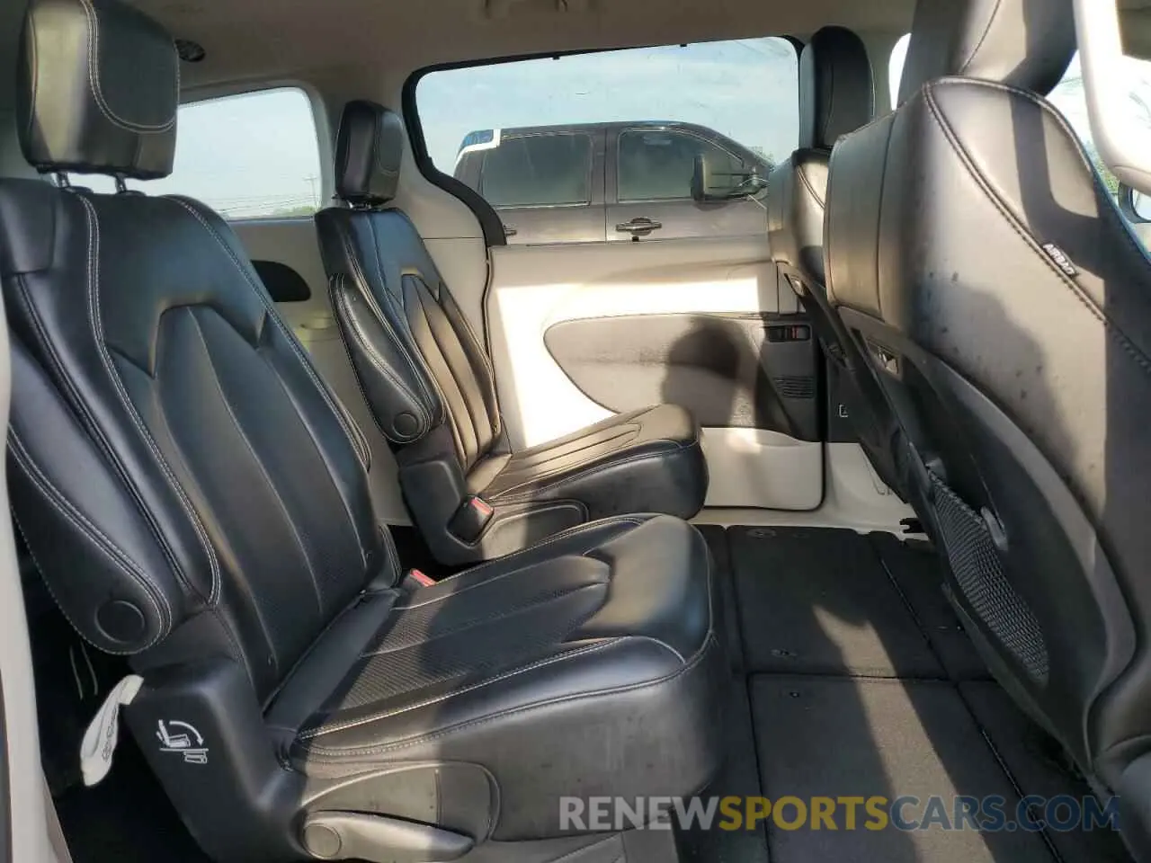 11 fotografías del automóvil dañado 2C4RC1BG7PR524163 CHRYSLER PACIFICA 2023