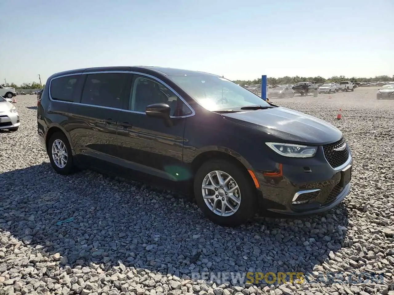 4 fotografías del automóvil dañado 2C4RC1BG7PR536071 CHRYSLER PACIFICA 2023