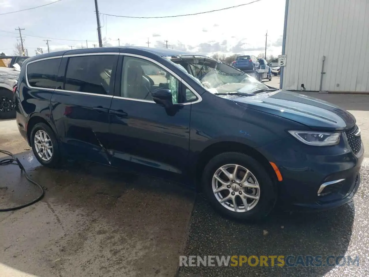 4 fotografías del automóvil dañado 2C4RC1BG7PR578384 CHRYSLER PACIFICA 2023