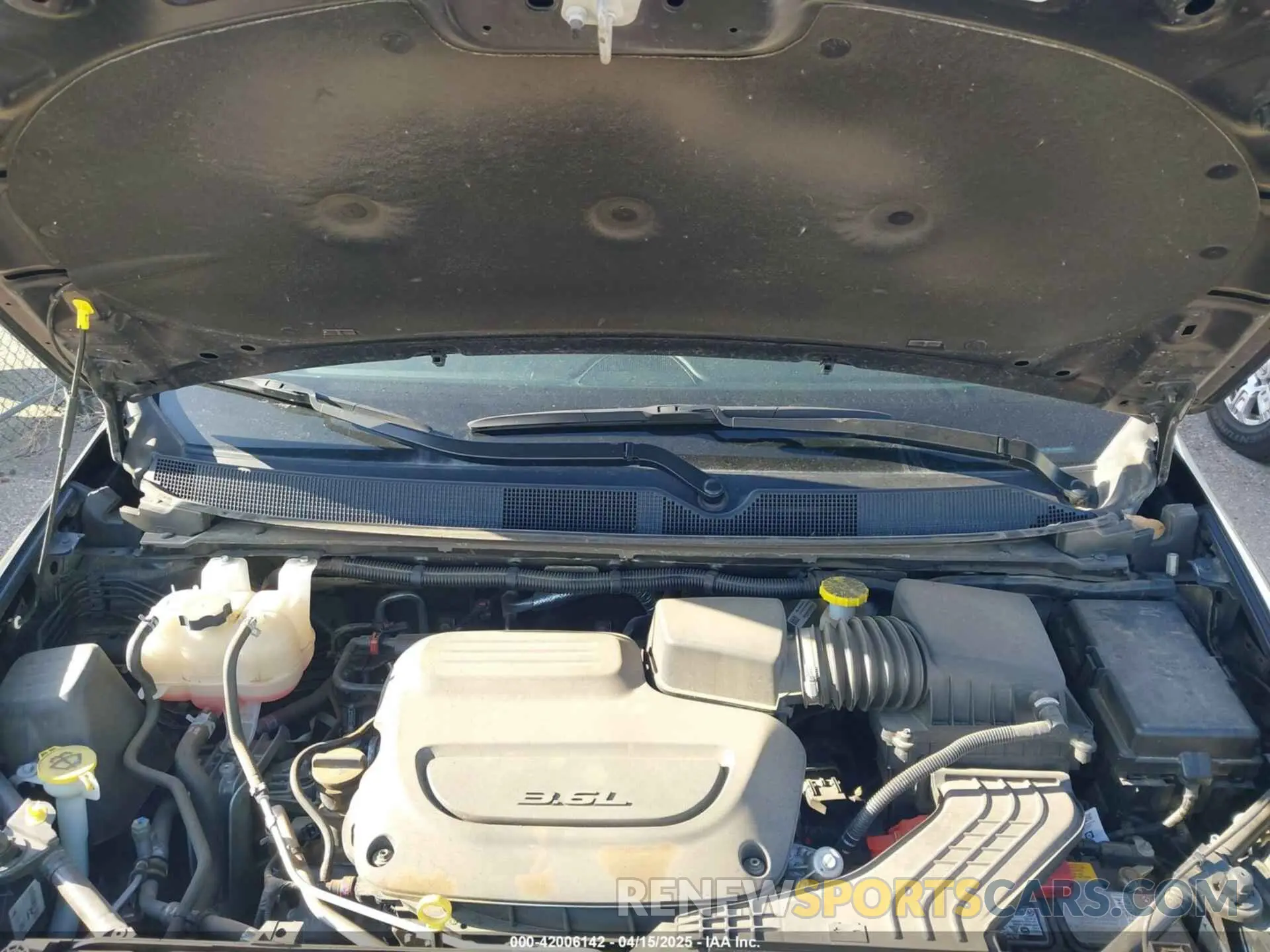 10 fotografías del automóvil dañado 2C4RC1BG7PR596691 CHRYSLER PACIFICA 2023