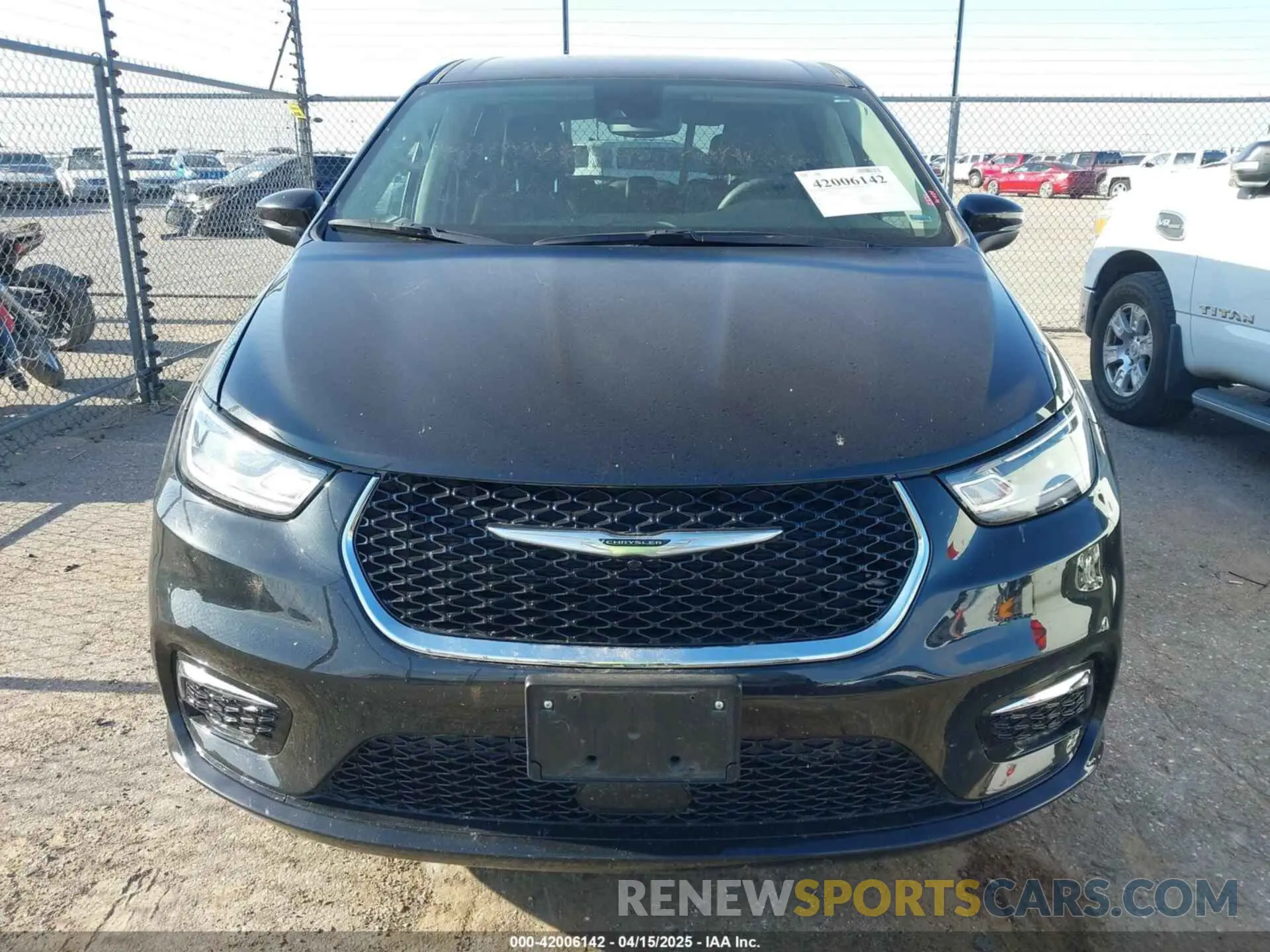 13 fotografías del automóvil dañado 2C4RC1BG7PR596691 CHRYSLER PACIFICA 2023