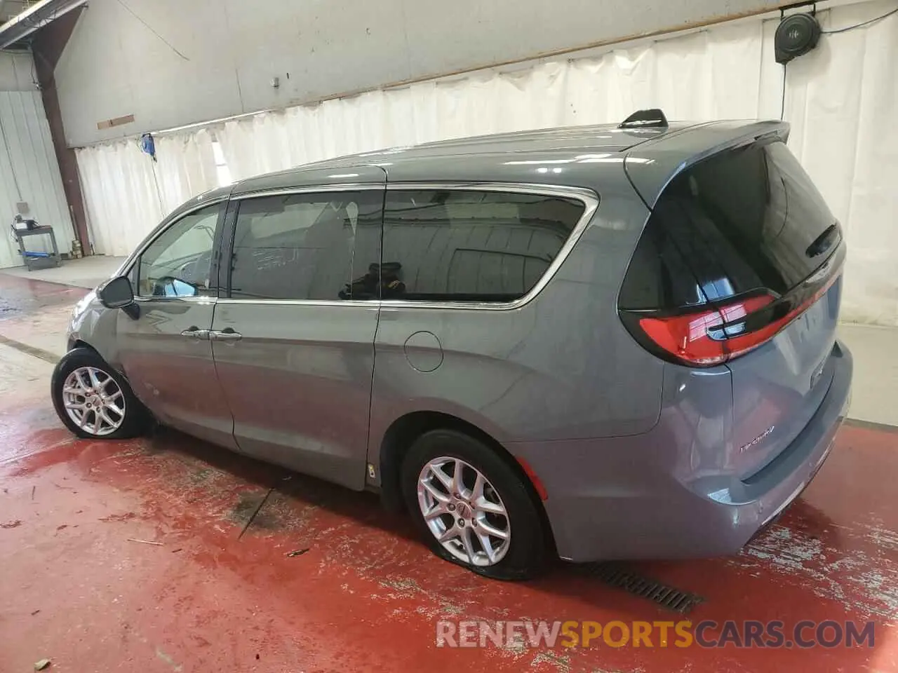 2 fotografías del automóvil dañado 2C4RC1BG7PR606295 CHRYSLER PACIFICA 2023
