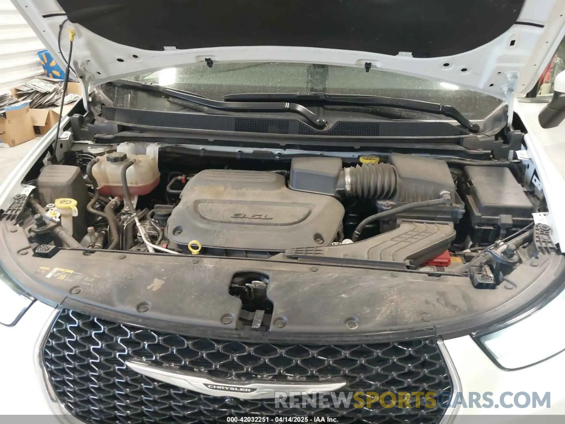10 fotografías del automóvil dañado 2C4RC1BG7PR615367 CHRYSLER PACIFICA 2023