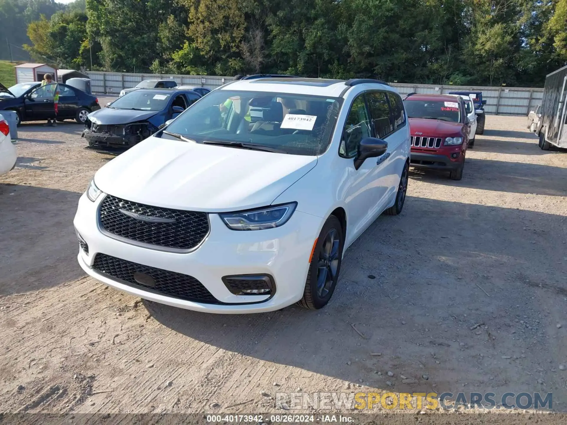2 fotografías del automóvil dañado 2C4RC1BG7PR629317 CHRYSLER PACIFICA 2023