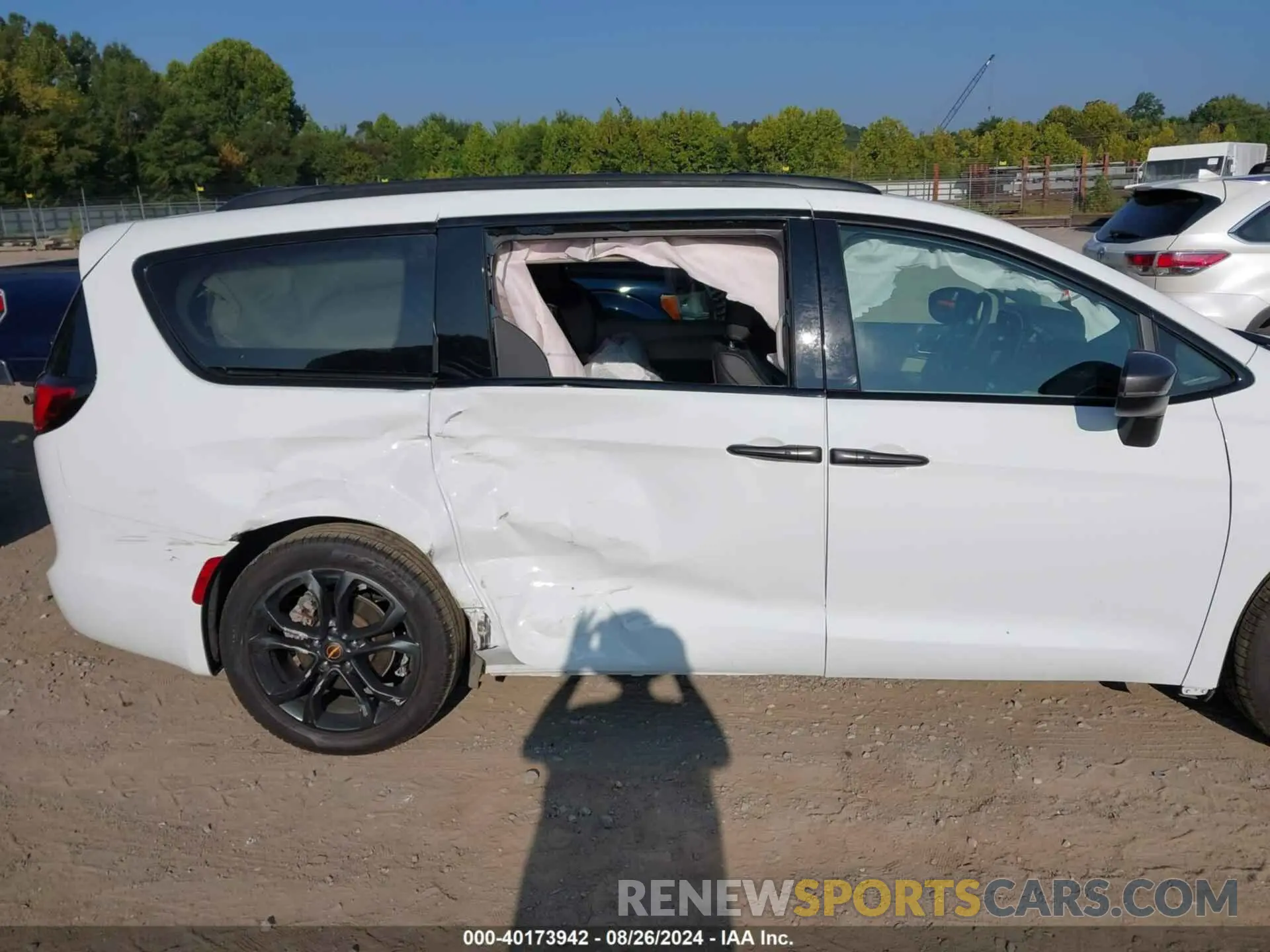 6 fotografías del automóvil dañado 2C4RC1BG7PR629317 CHRYSLER PACIFICA 2023
