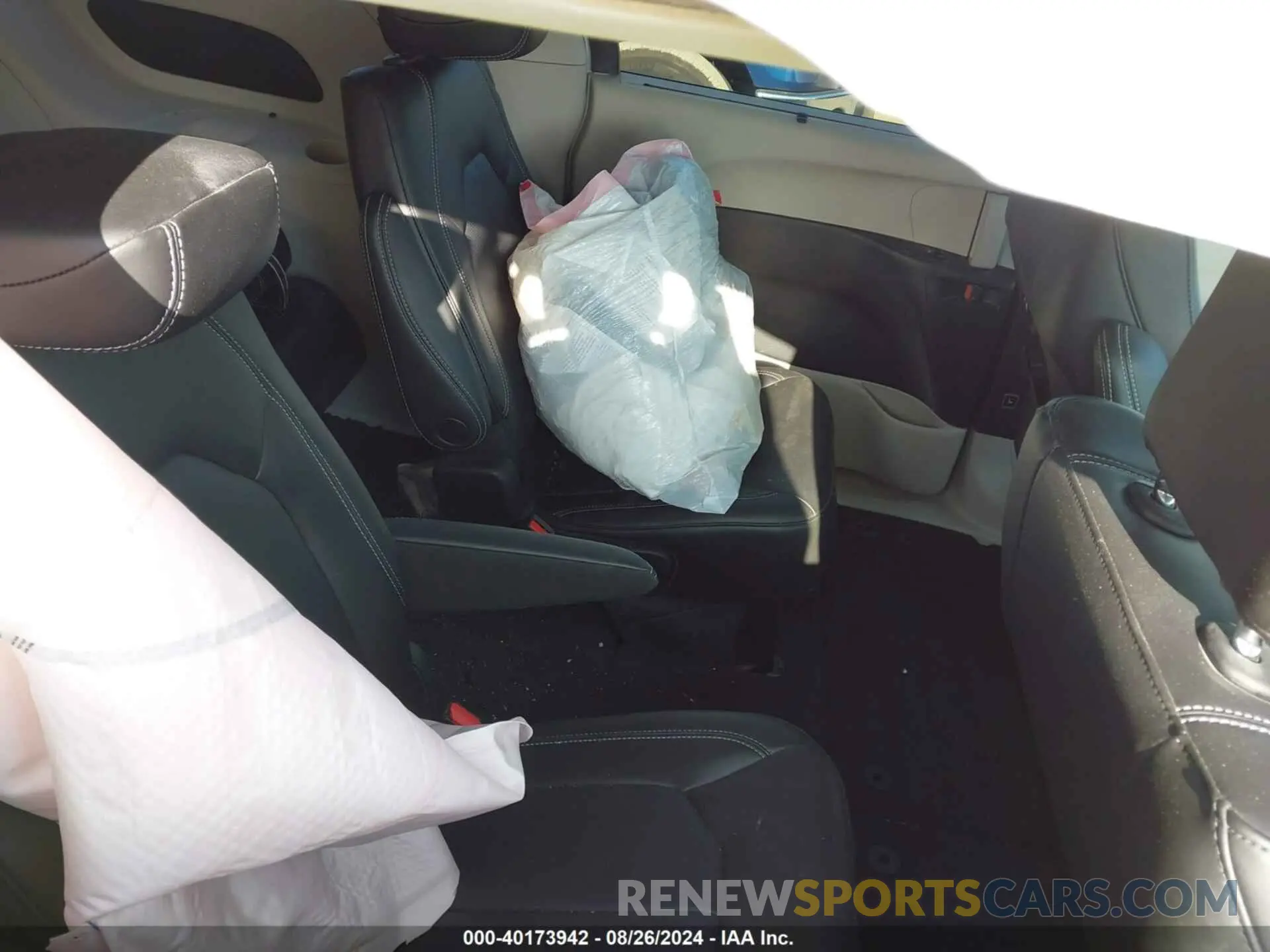 8 fotografías del automóvil dañado 2C4RC1BG7PR629317 CHRYSLER PACIFICA 2023