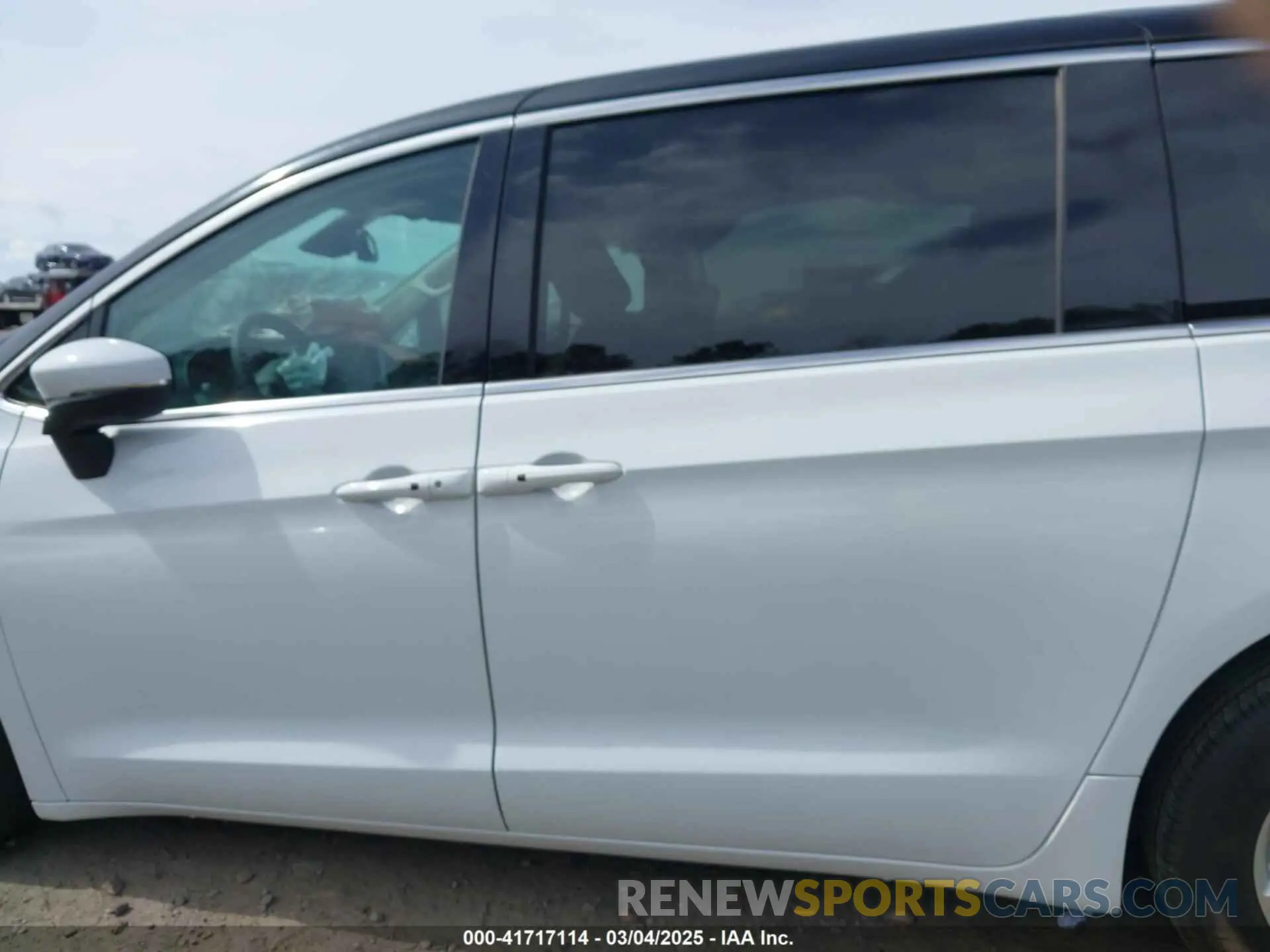 14 fotografías del automóvil dañado 2C4RC1BG7PR629530 CHRYSLER PACIFICA 2023