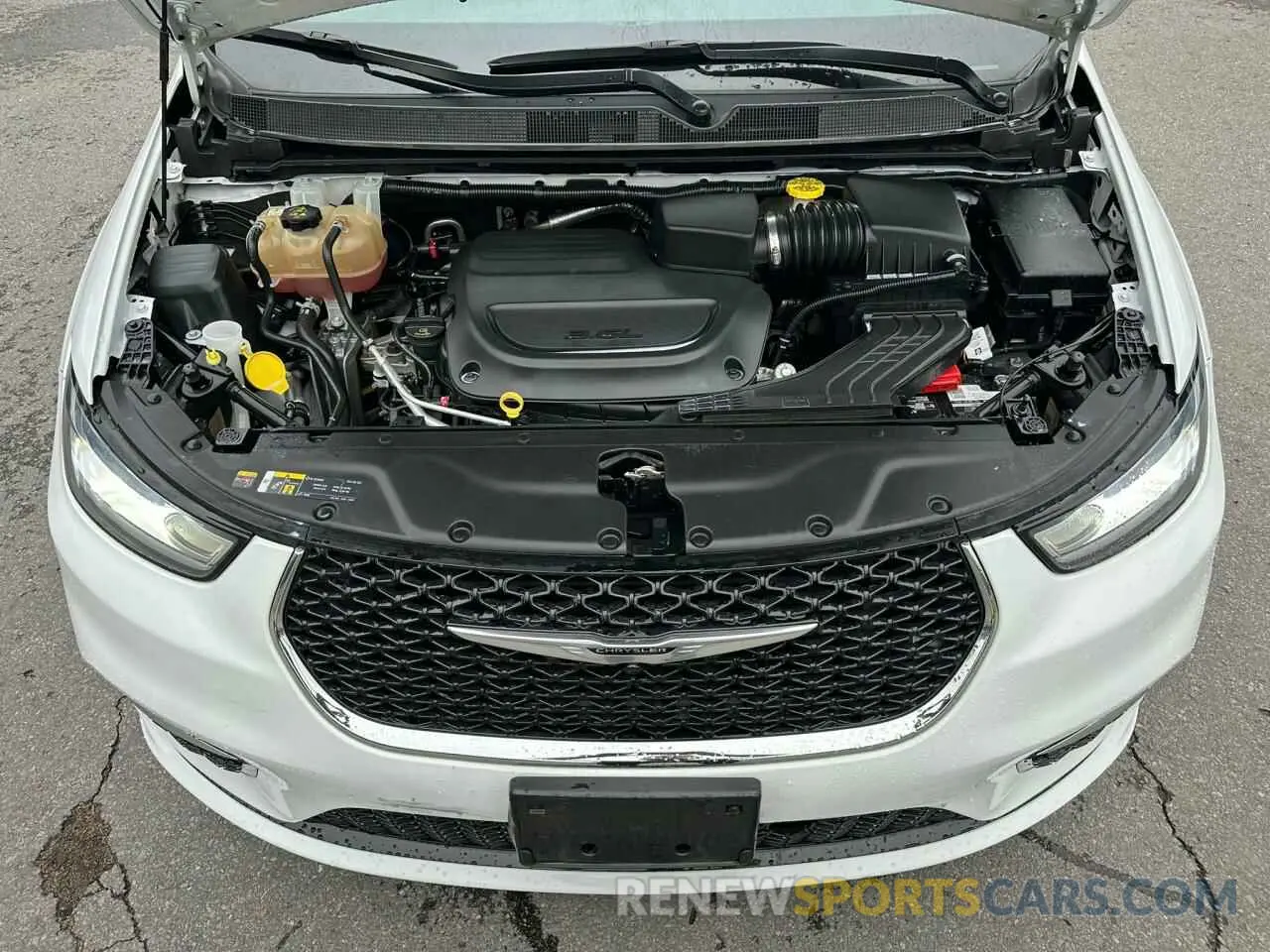 9 fotografías del automóvil dañado 2C4RC1BG8PR529226 CHRYSLER PACIFICA 2023