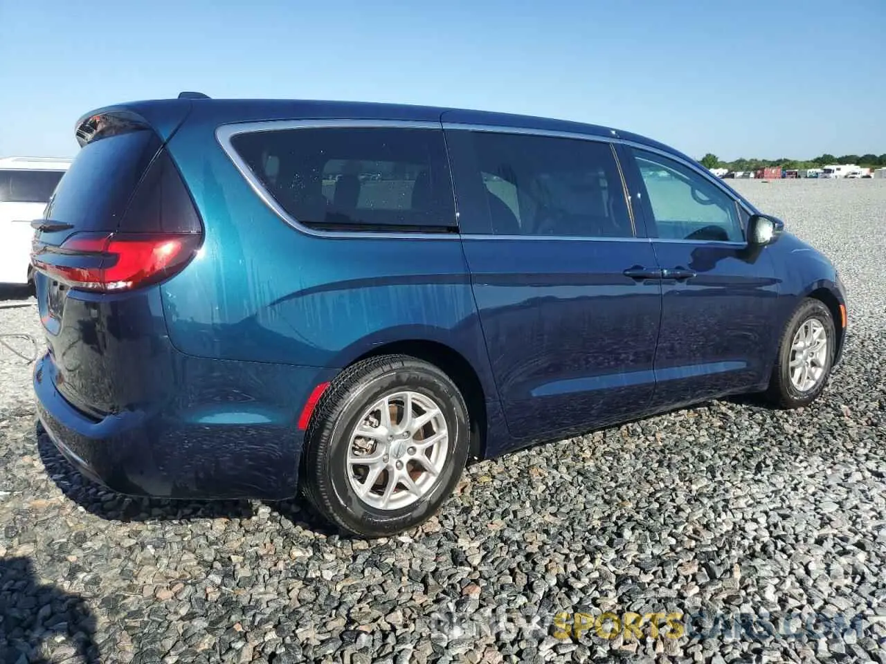 3 fotografías del automóvil dañado 2C4RC1BG8PR587000 CHRYSLER PACIFICA 2023