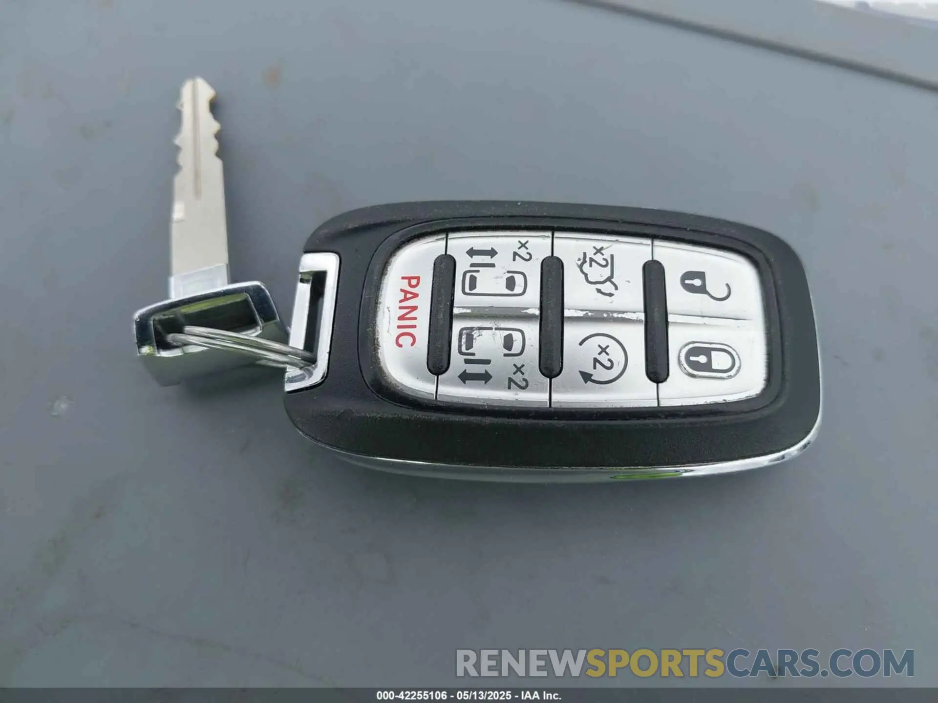 11 fotografías del automóvil dañado 2C4RC1BG9PR521572 CHRYSLER PACIFICA 2023