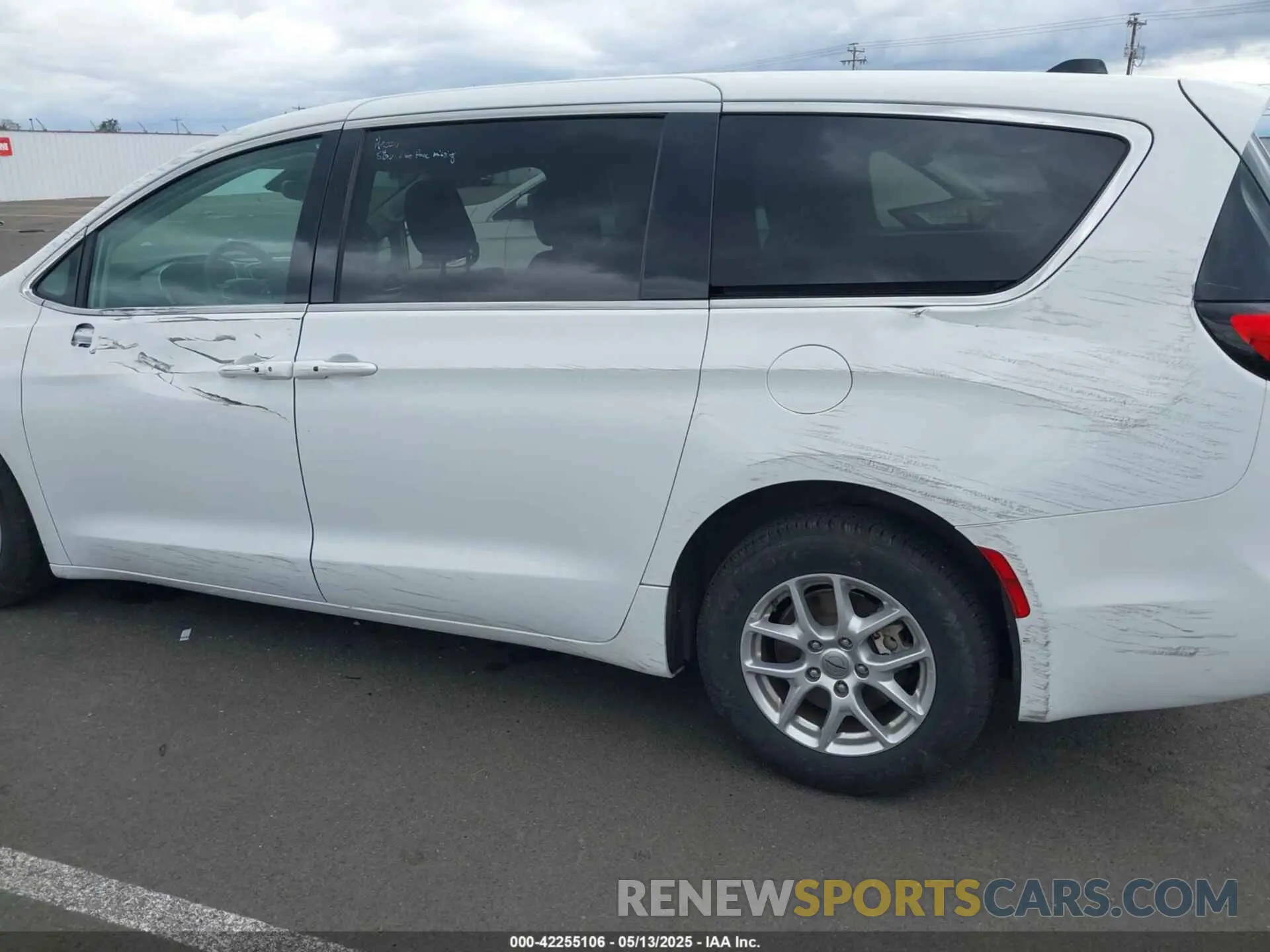 18 fotografías del automóvil dañado 2C4RC1BG9PR521572 CHRYSLER PACIFICA 2023