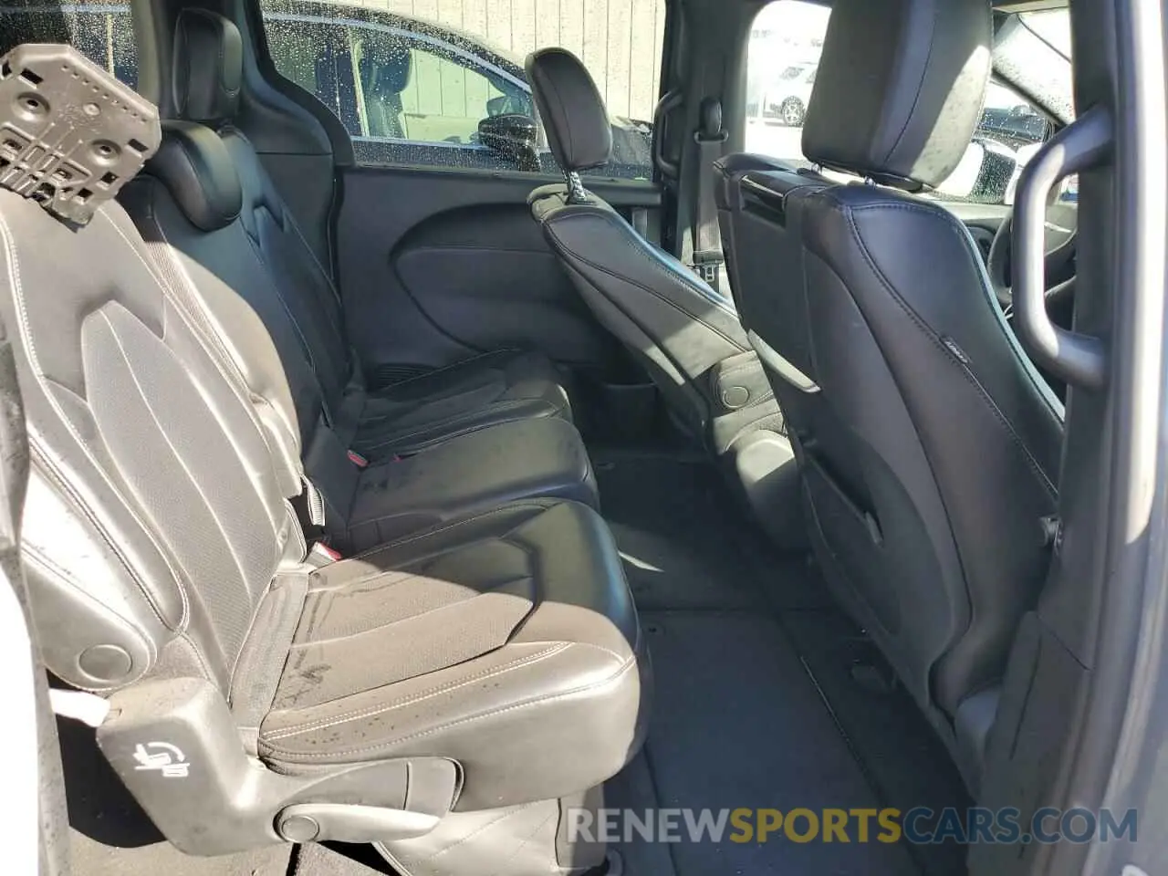 11 fotografías del automóvil dañado 2C4RC1BG9PR548853 CHRYSLER PACIFICA 2023