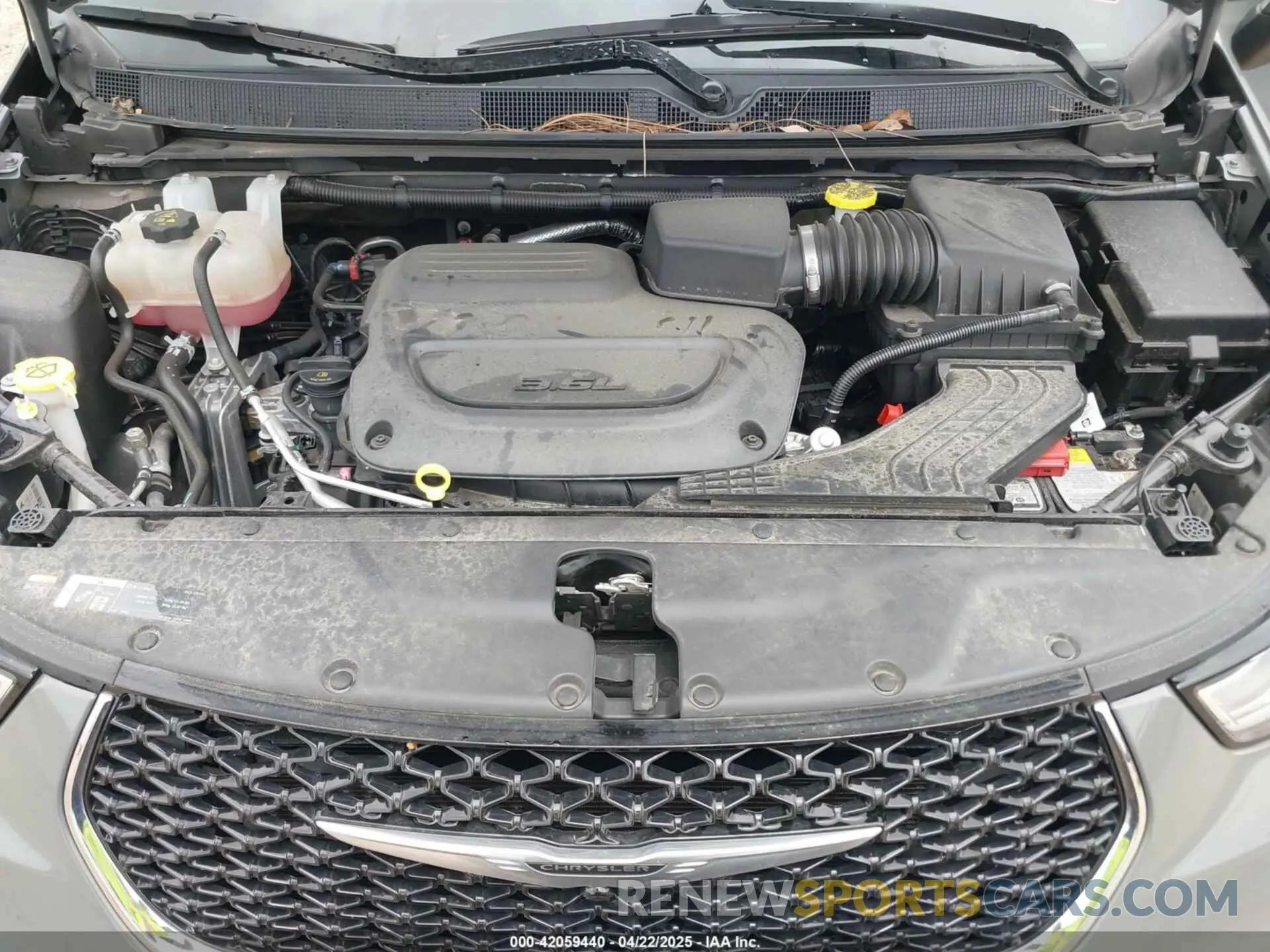 10 fotografías del automóvil dañado 2C4RC1BG9PR601437 CHRYSLER PACIFICA 2023
