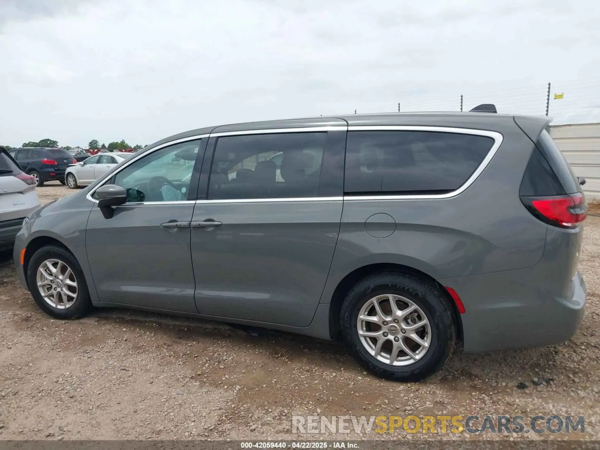 14 fotografías del automóvil dañado 2C4RC1BG9PR601437 CHRYSLER PACIFICA 2023