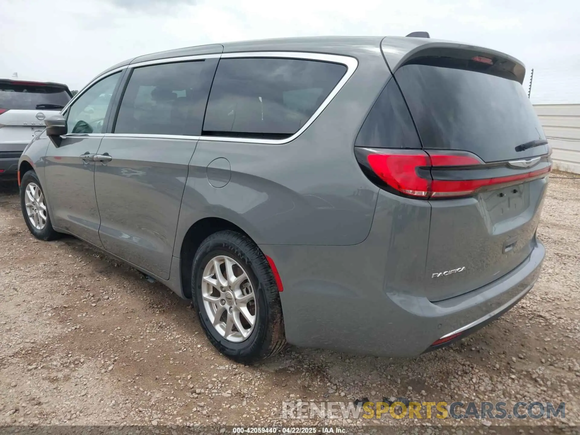 3 fotografías del automóvil dañado 2C4RC1BG9PR601437 CHRYSLER PACIFICA 2023