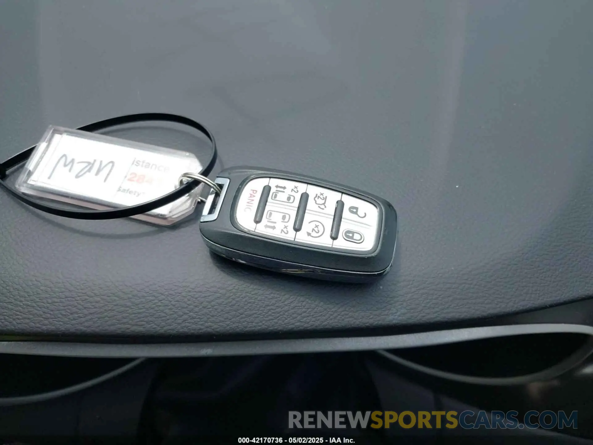 11 fotografías del automóvil dañado 2C4RC1BG9PR601485 CHRYSLER PACIFICA 2023