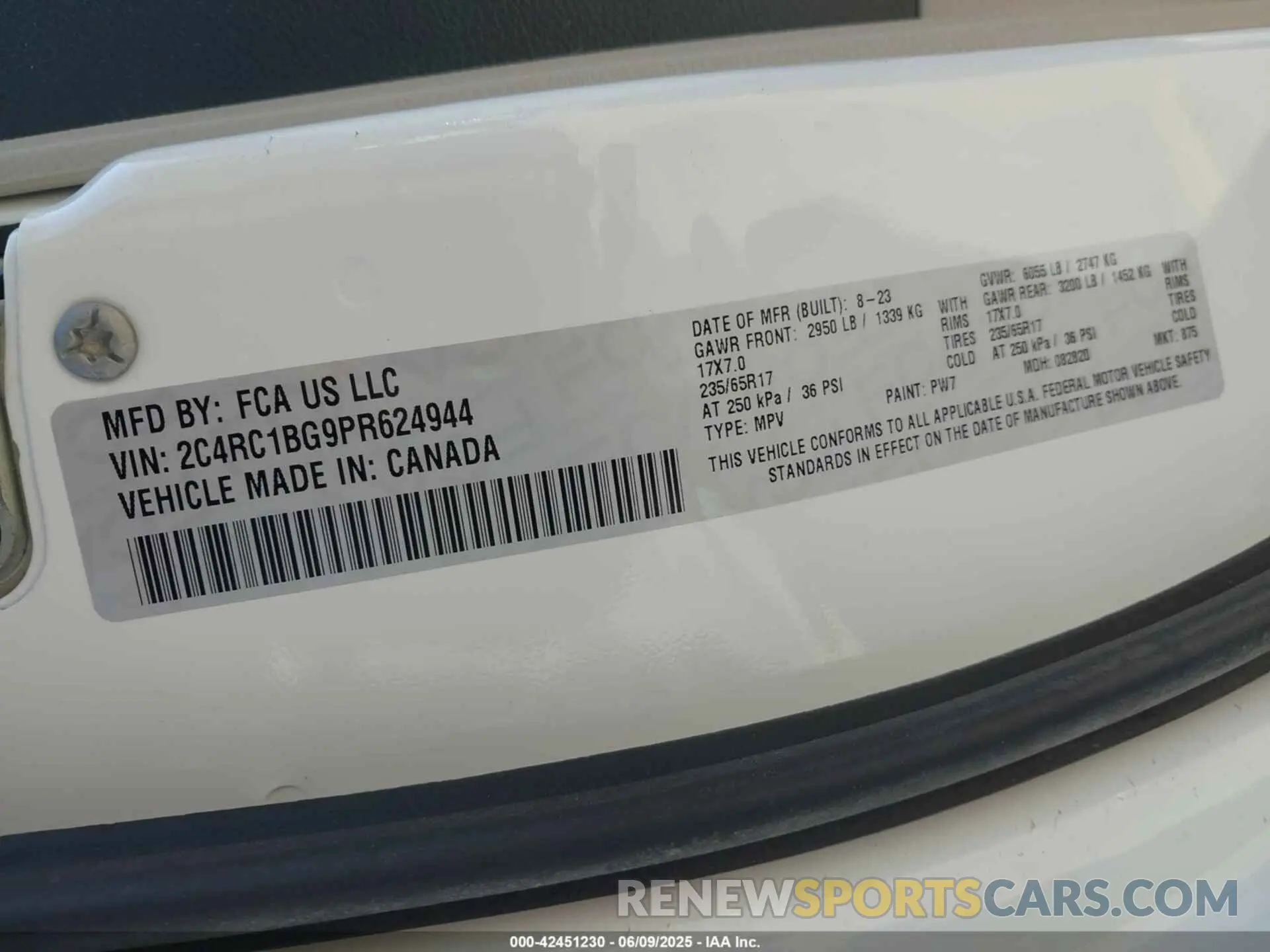 9 fotografías del automóvil dañado 2C4RC1BG9PR624944 CHRYSLER PACIFICA 2023