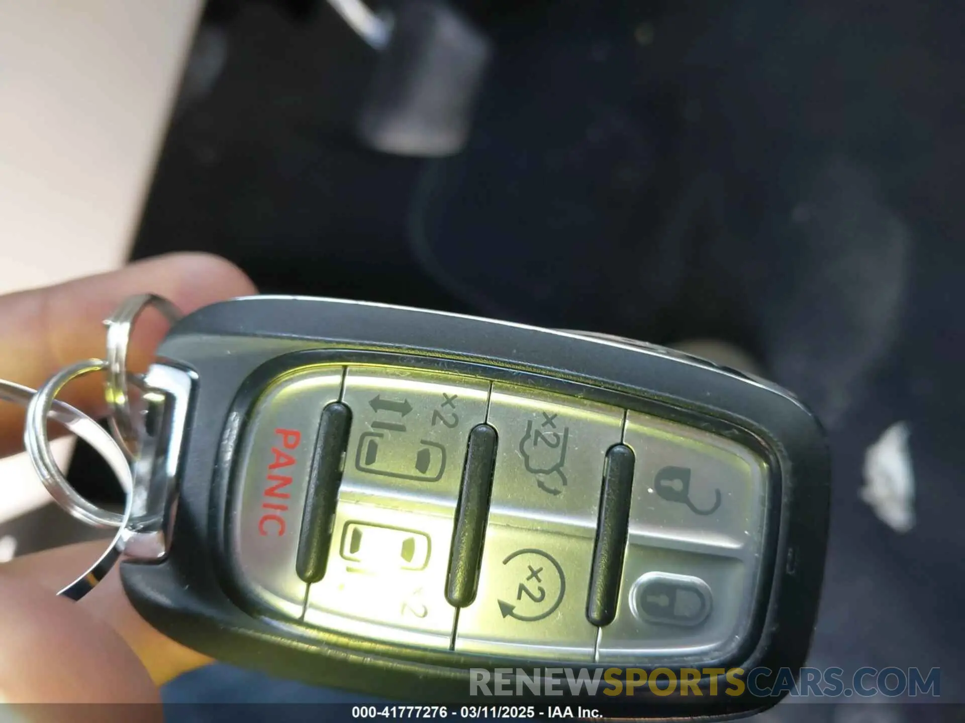 11 fotografías del automóvil dañado 2C4RC1BGXPR530636 CHRYSLER PACIFICA 2023