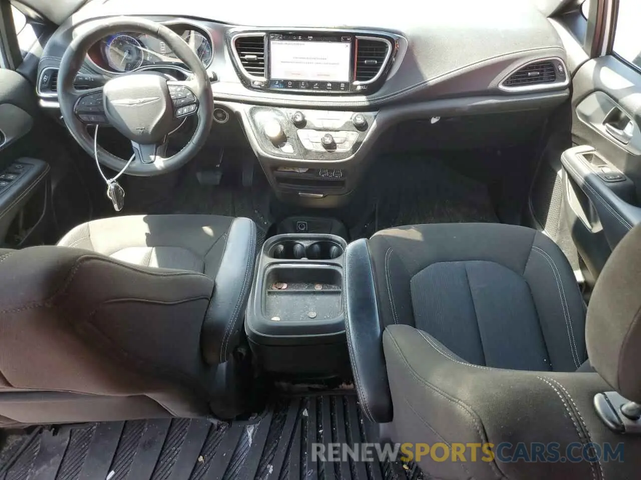 8 fotografías del automóvil dañado 2C4RC1FG4PR590440 CHRYSLER PACIFICA 2023