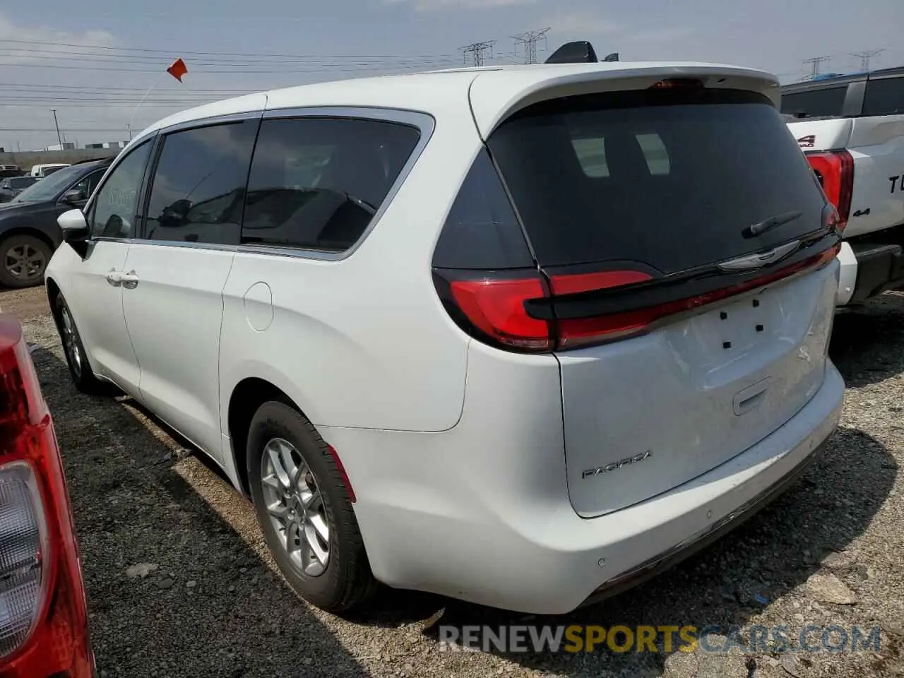 2 fotografías del automóvil dañado 2C4RC1FG5PR561433 CHRYSLER PACIFICA 2023