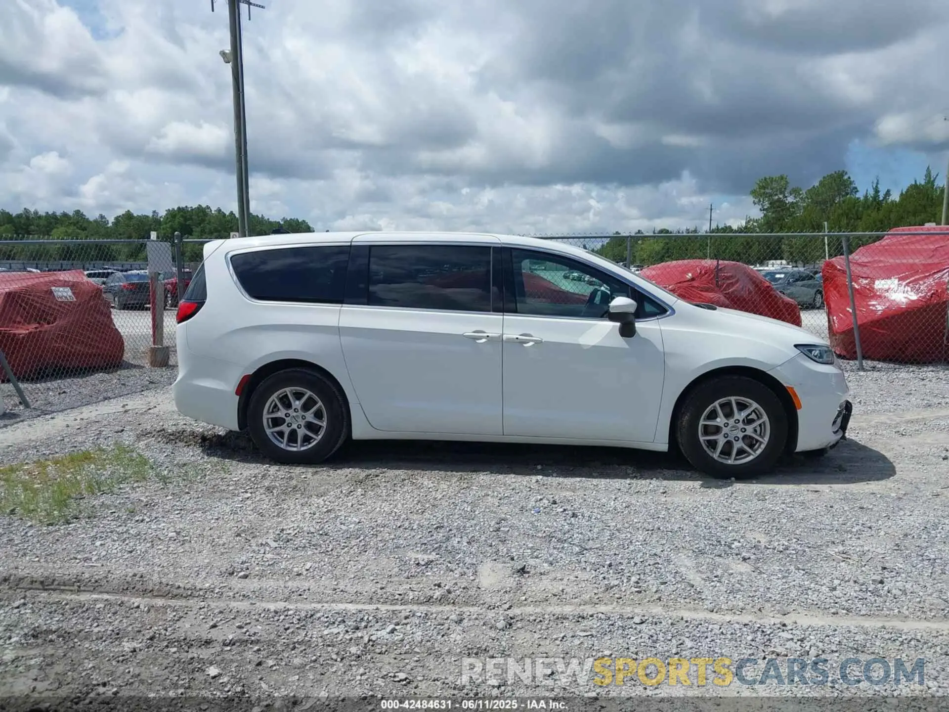 13 fotografías del automóvil dañado 2C4RC1FG6PR561408 CHRYSLER PACIFICA 2023