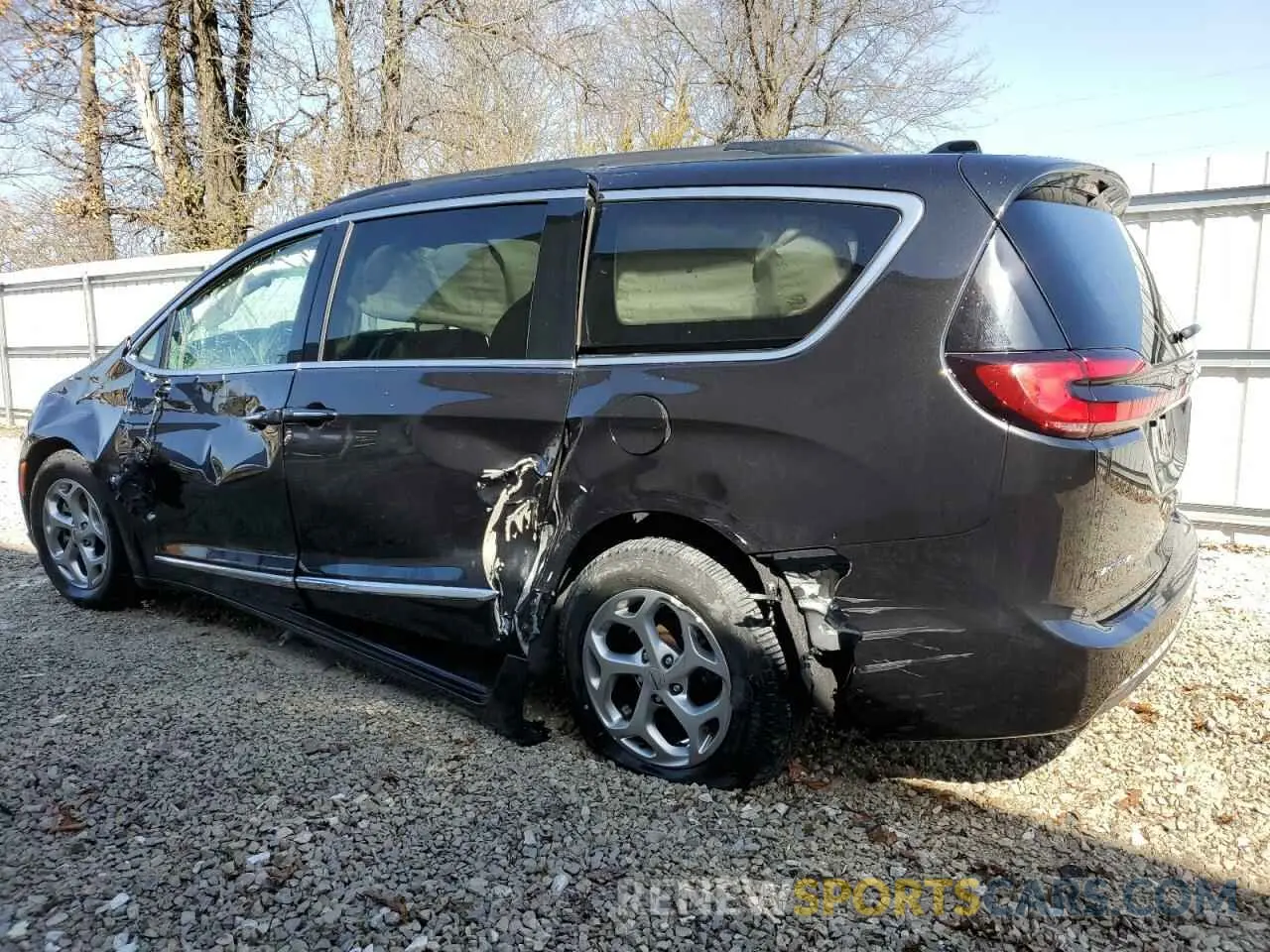 2 fotografías del automóvil dañado 2C4RC1GG0PR515345 CHRYSLER PACIFICA 2023