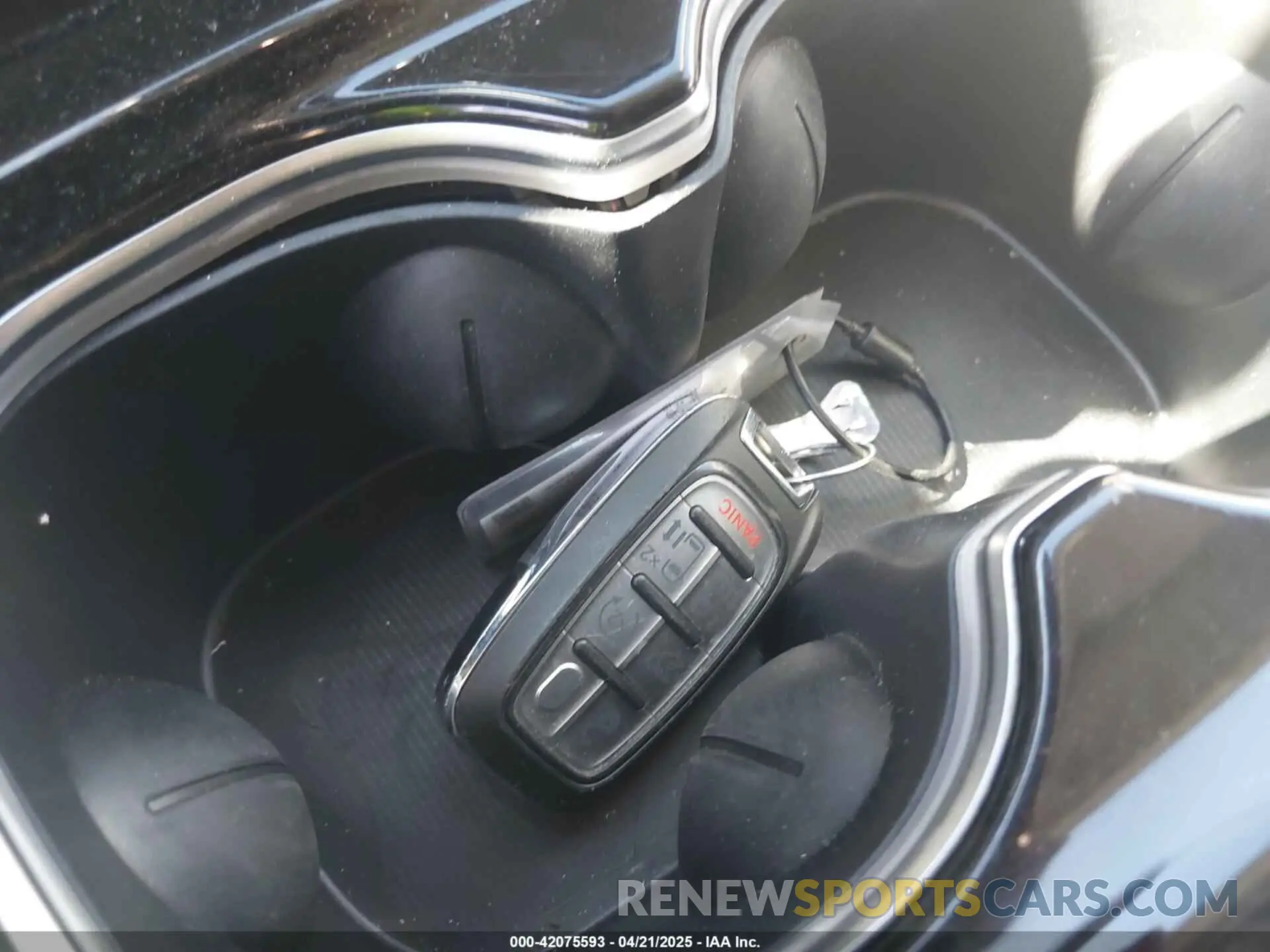 11 fotografías del automóvil dañado 2C4RC1GG0PR582107 CHRYSLER PACIFICA 2023