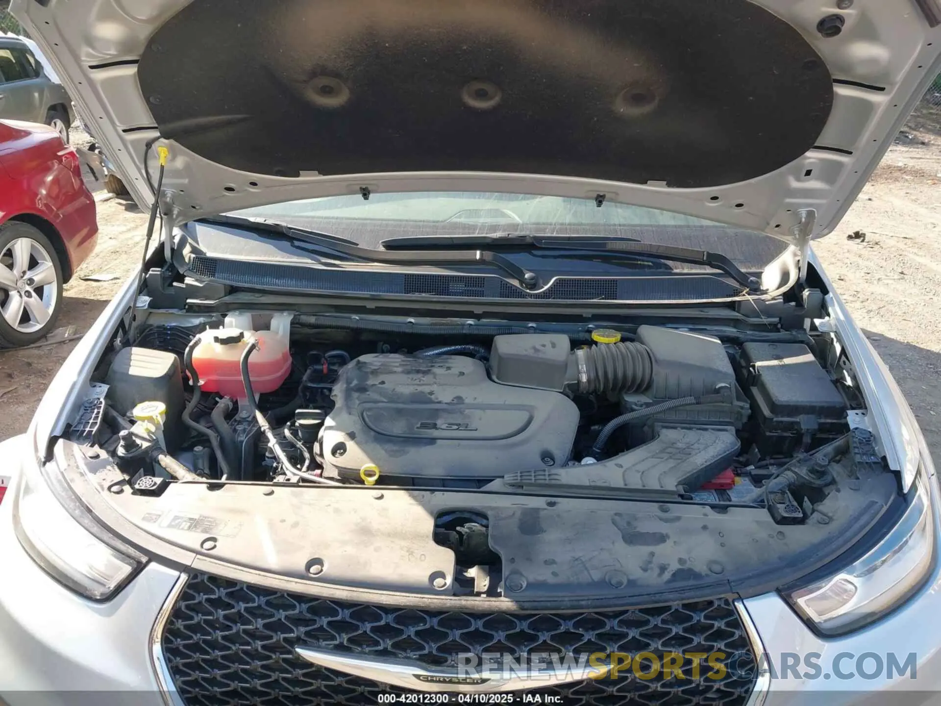 10 fotografías del automóvil dañado 2C4RC1GG1PR520604 CHRYSLER PACIFICA 2023
