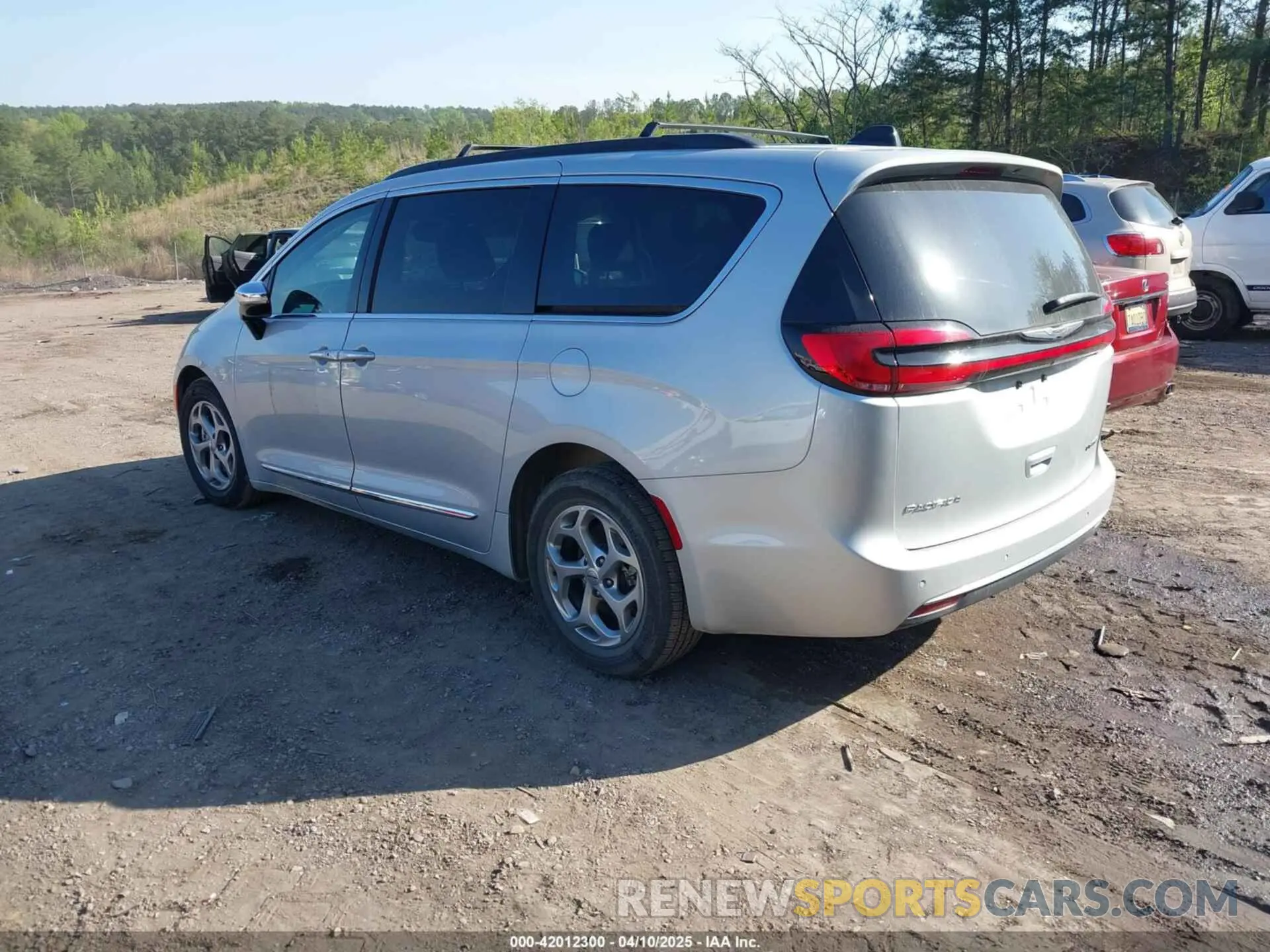 3 fotografías del automóvil dañado 2C4RC1GG1PR520604 CHRYSLER PACIFICA 2023