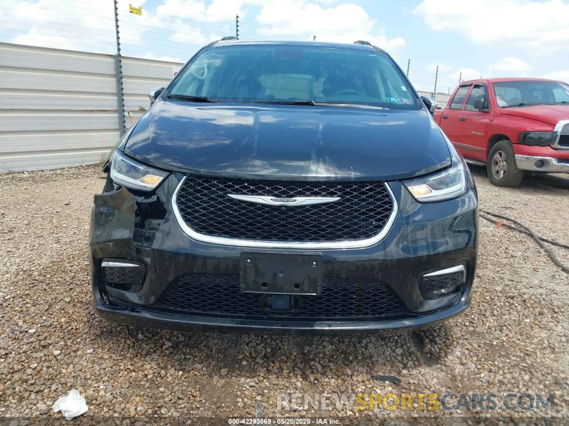 12 fotografías del automóvil dañado 2C4RC1GG1PR586862 CHRYSLER PACIFICA 2023