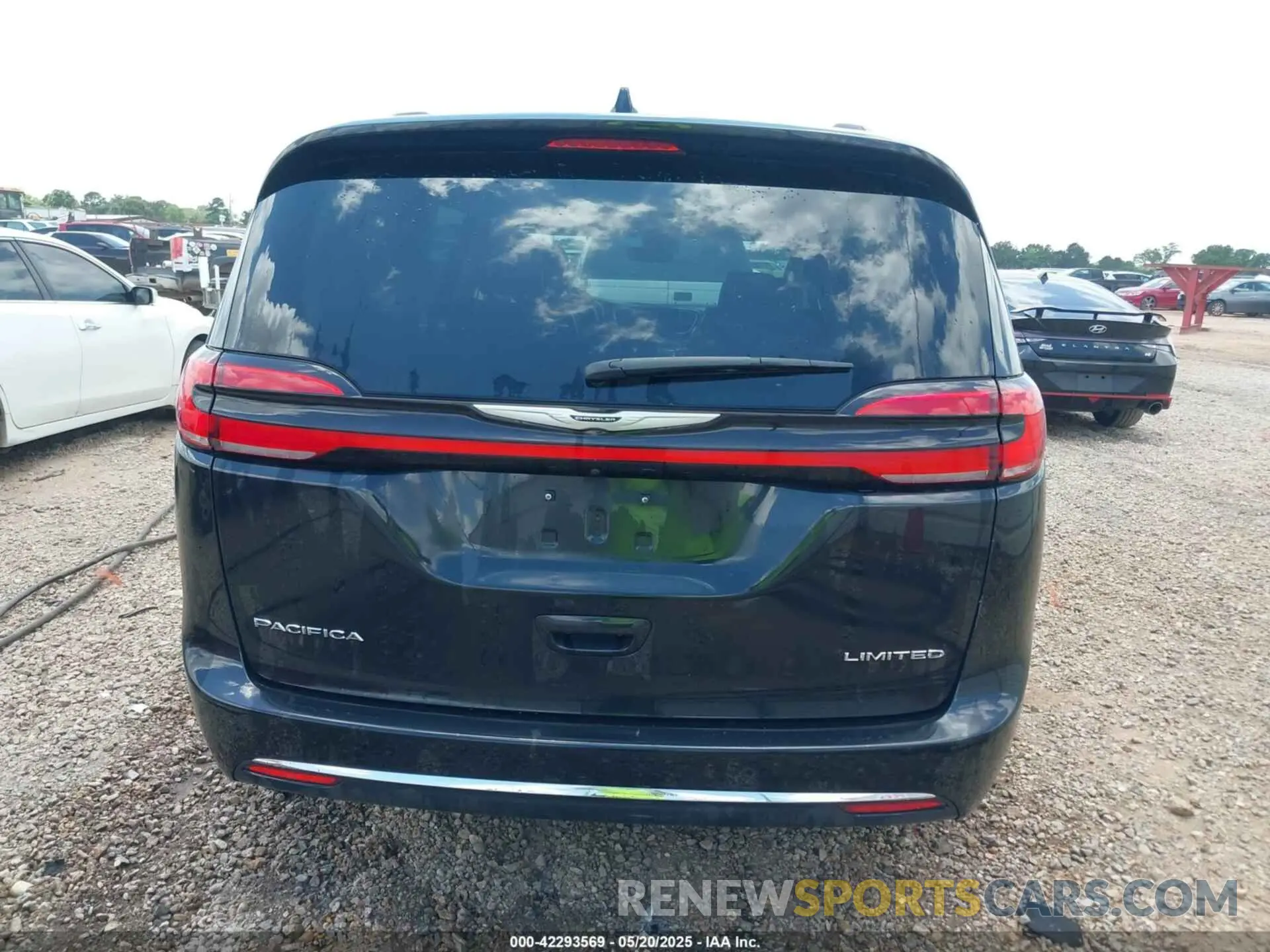 16 fotografías del automóvil dañado 2C4RC1GG1PR586862 CHRYSLER PACIFICA 2023